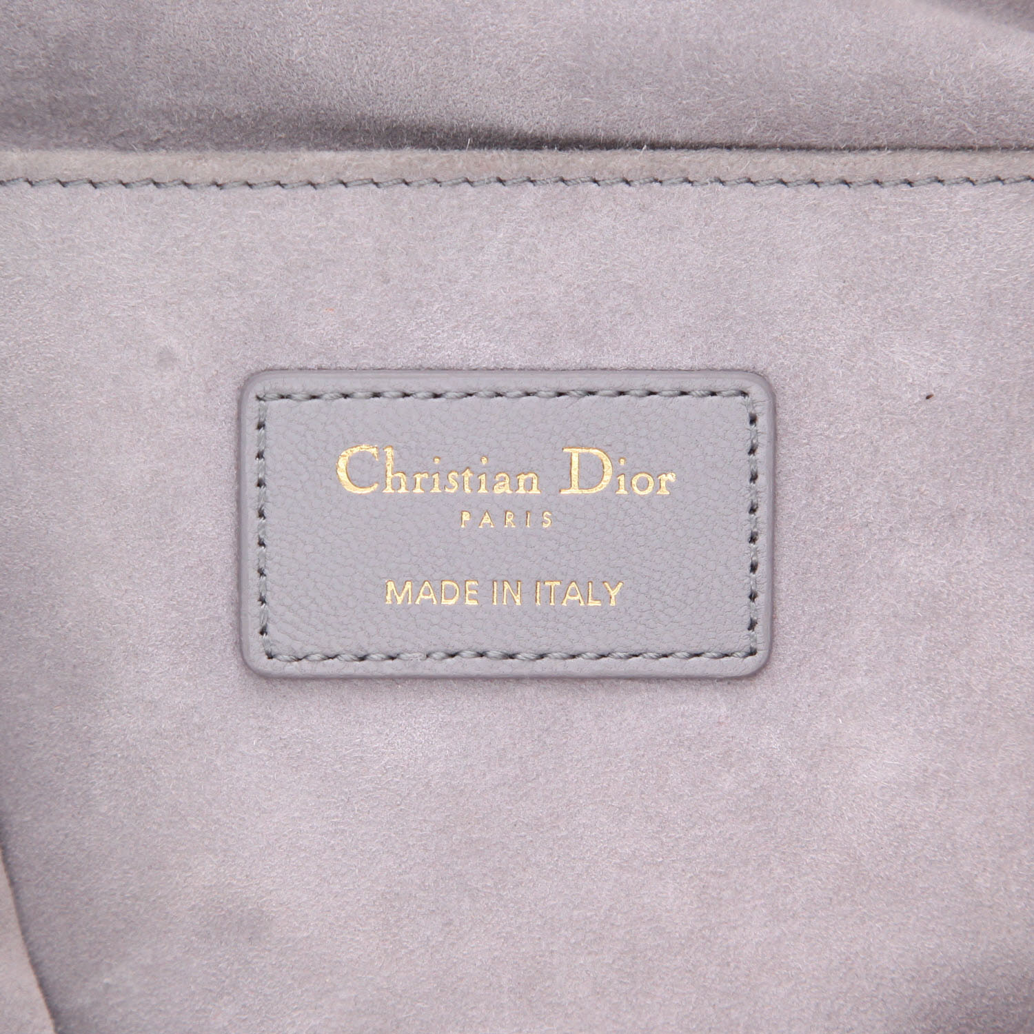 Sac à main Dior   en cuir cannage gris - Detail D2