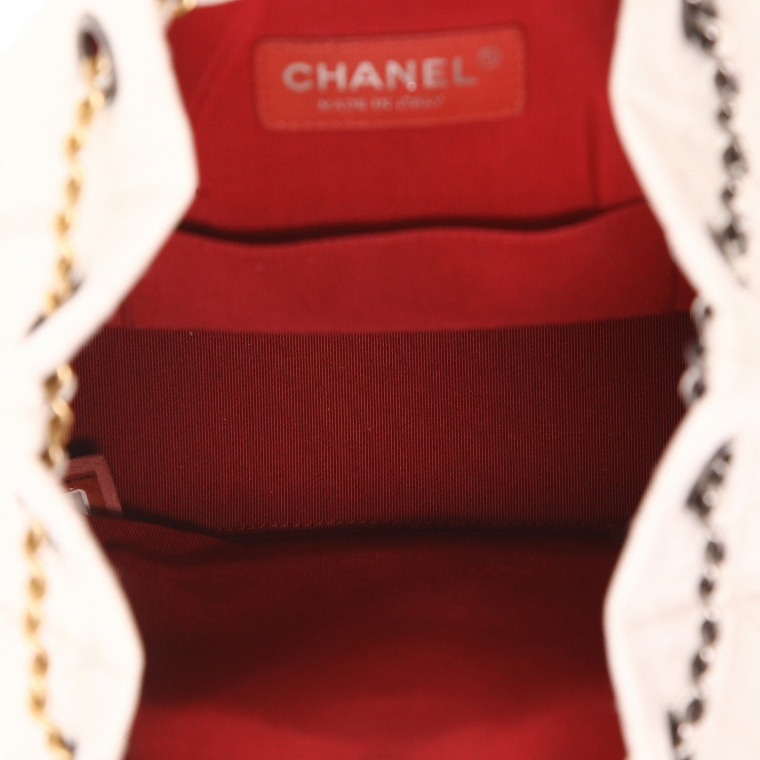 Zaino Chanel  Gabrielle  in pelle trapuntata bianca e pelle nera - Detail D3