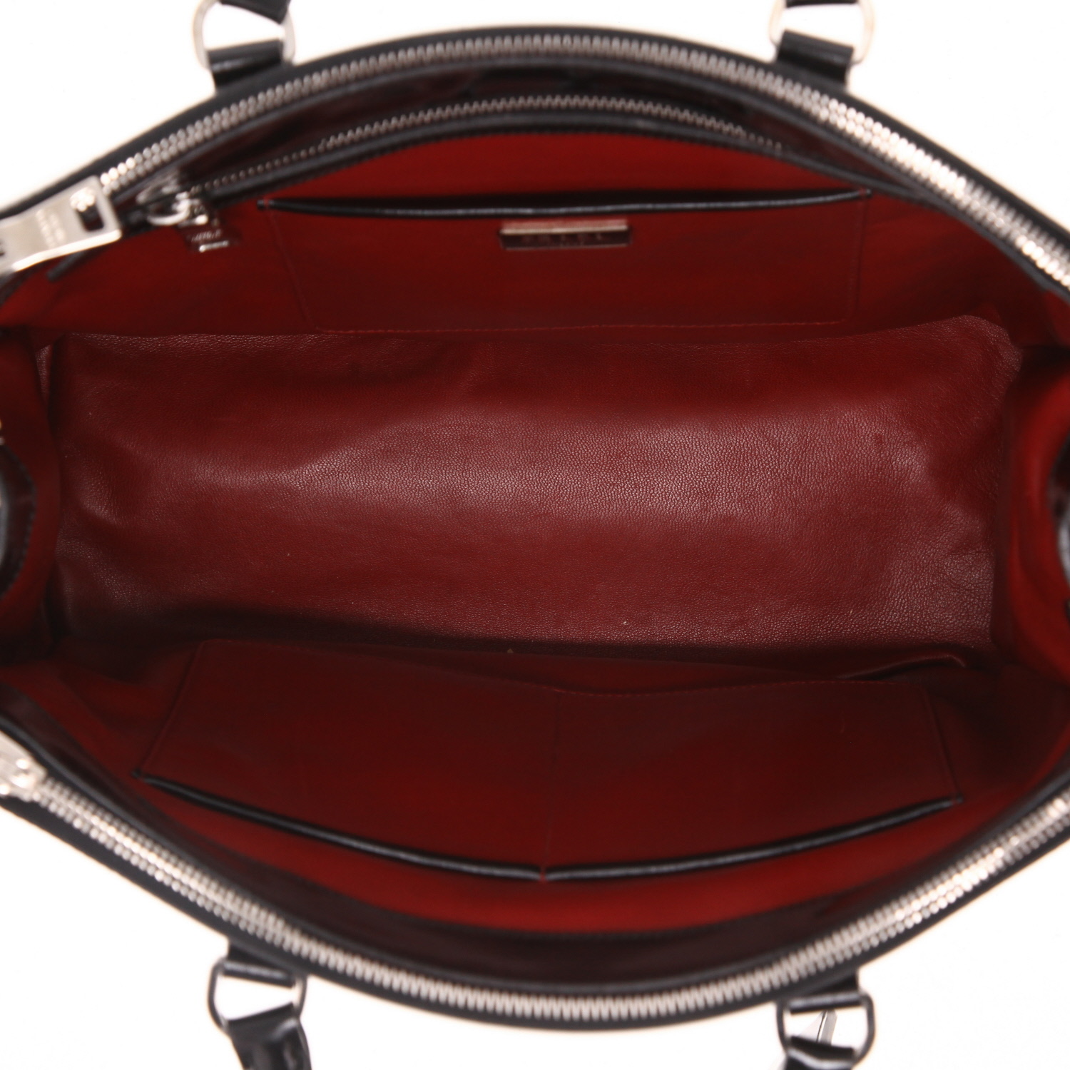 Bolso de mano Prada   en charol negro - Detail D3