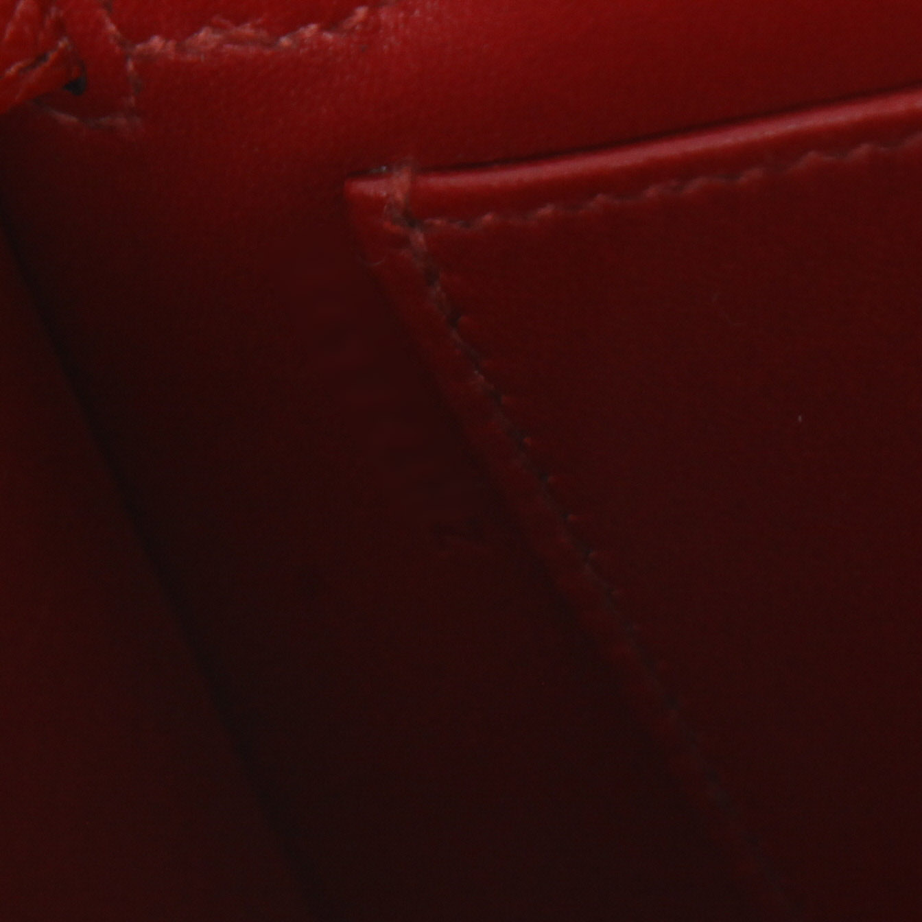Hermès  Kelly 20 cm handbag  in pomegranate red epsom leather - Detail D4