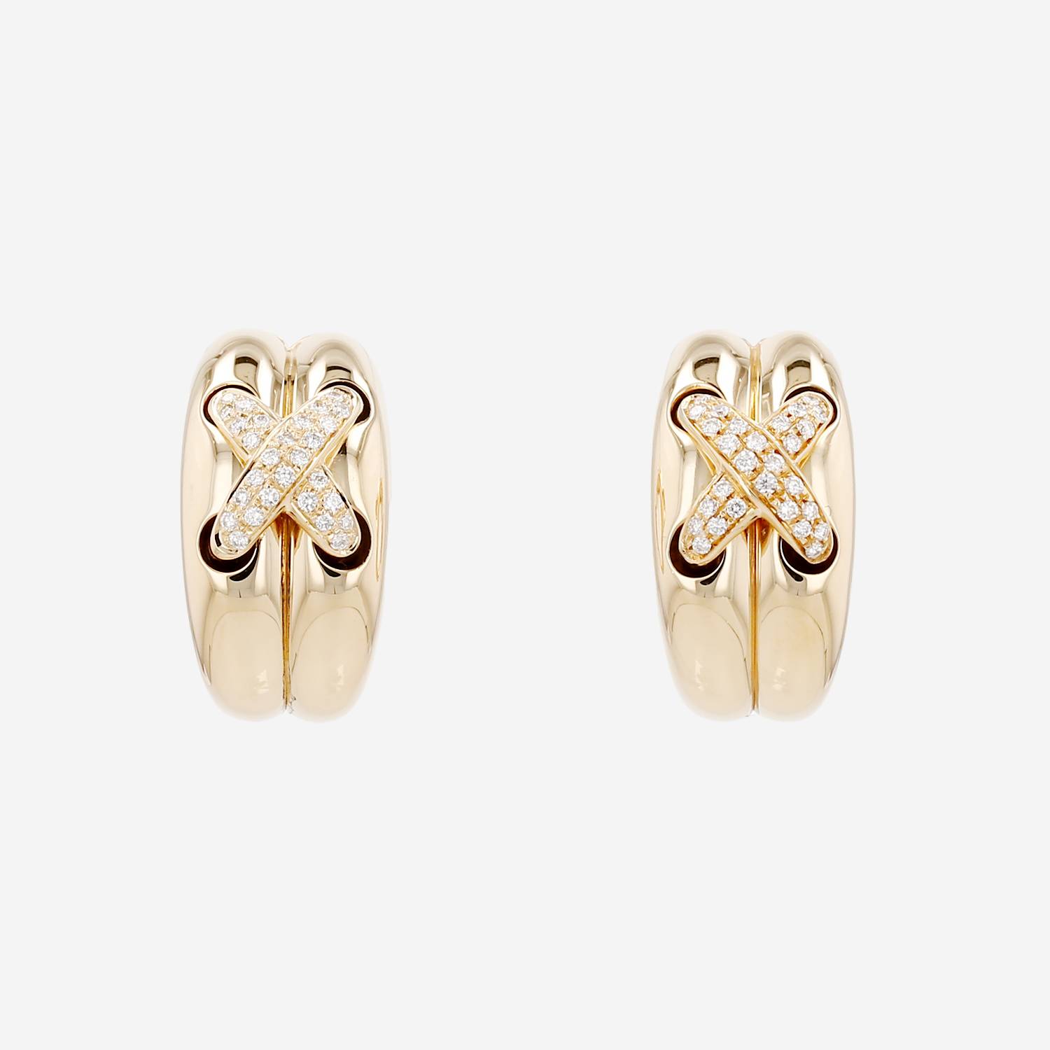 Chaumet Lien earrings in yellow gold and diamonds