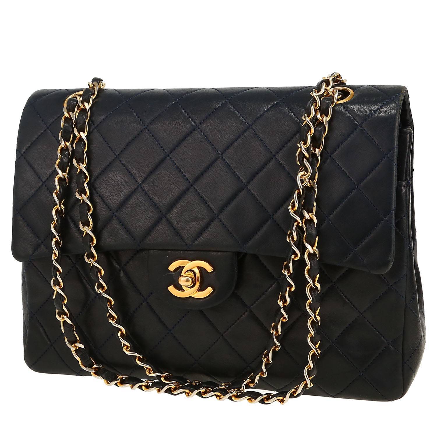 Chanel Timeless Vintage Quilted Navy Blue Bag - Pre-owned Chanel Timeless Vintage Quilted Navy Blue Bag - Pre-owned