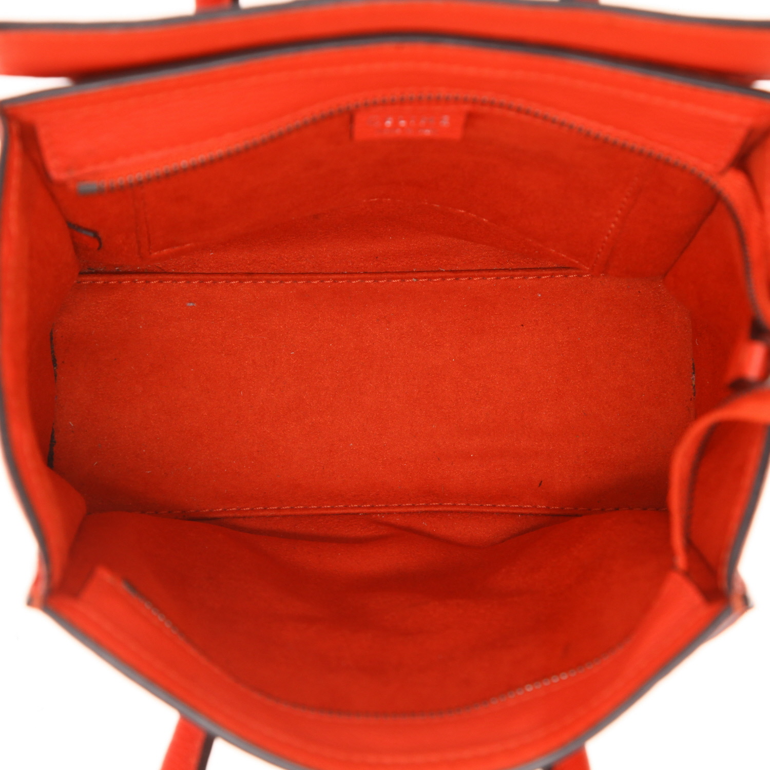 Celine  Luggage Nano shoulder bag  in red grained leather - Detail D3
