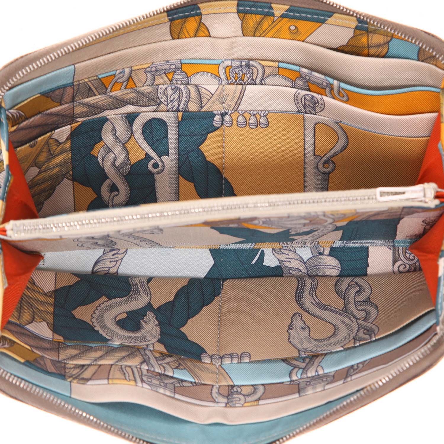 Hermès Silk in wallet in etoupe epsom leather - Detail D3