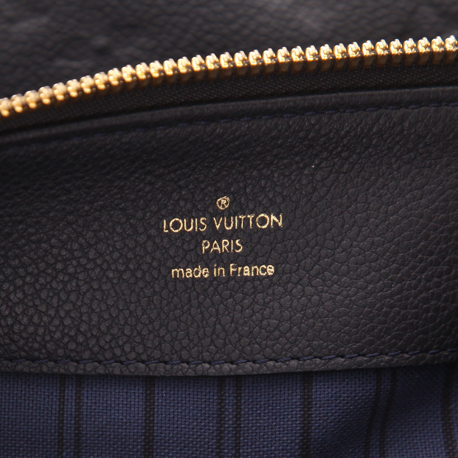 Sac à main Louis Vuitton  Audacieuse en cuir monogram empreinte bleu et Veau velours bleu - Detail D2