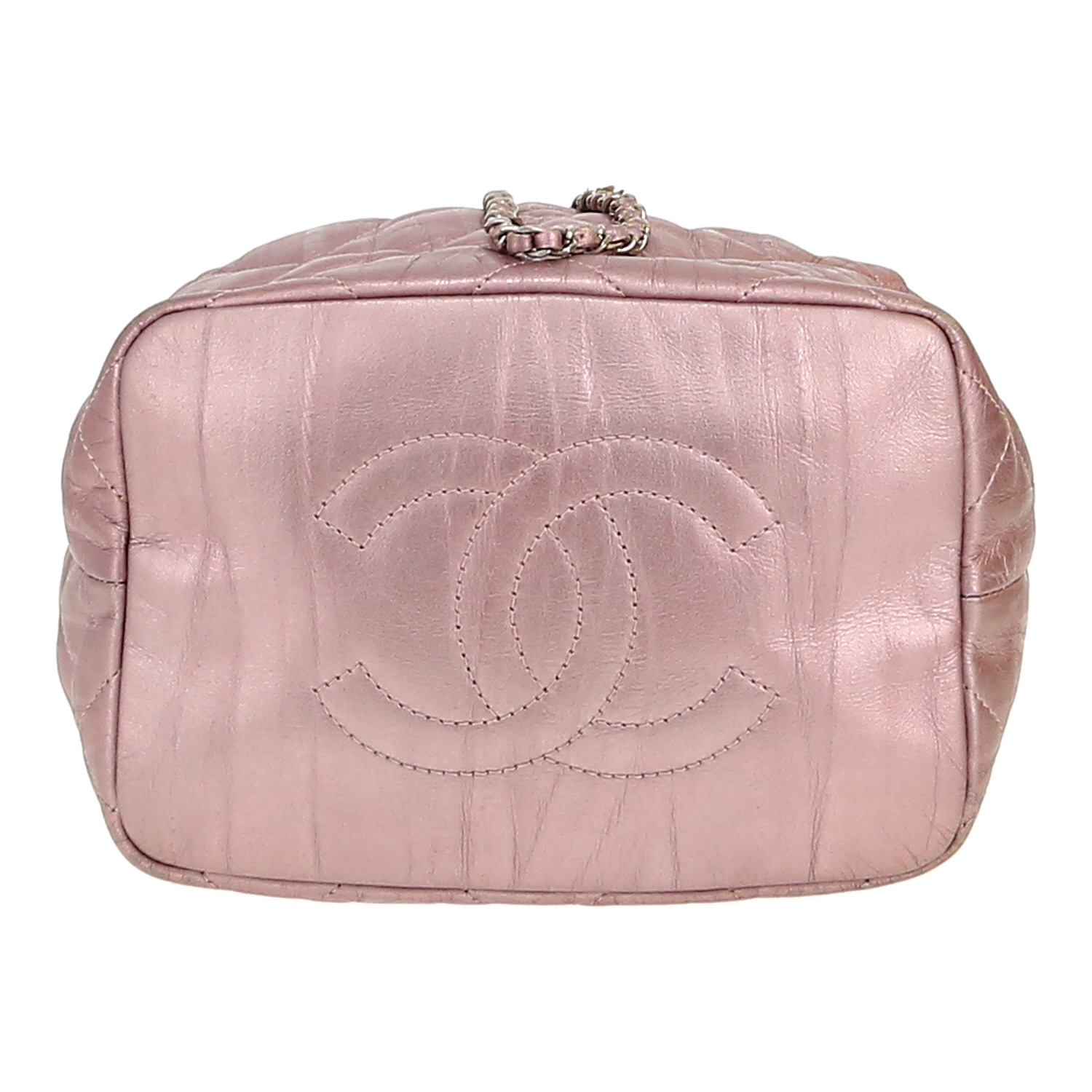 Bolso bandolera Chanel  Sac Seau en cuero irisado acolchado  rosa - Detail D1