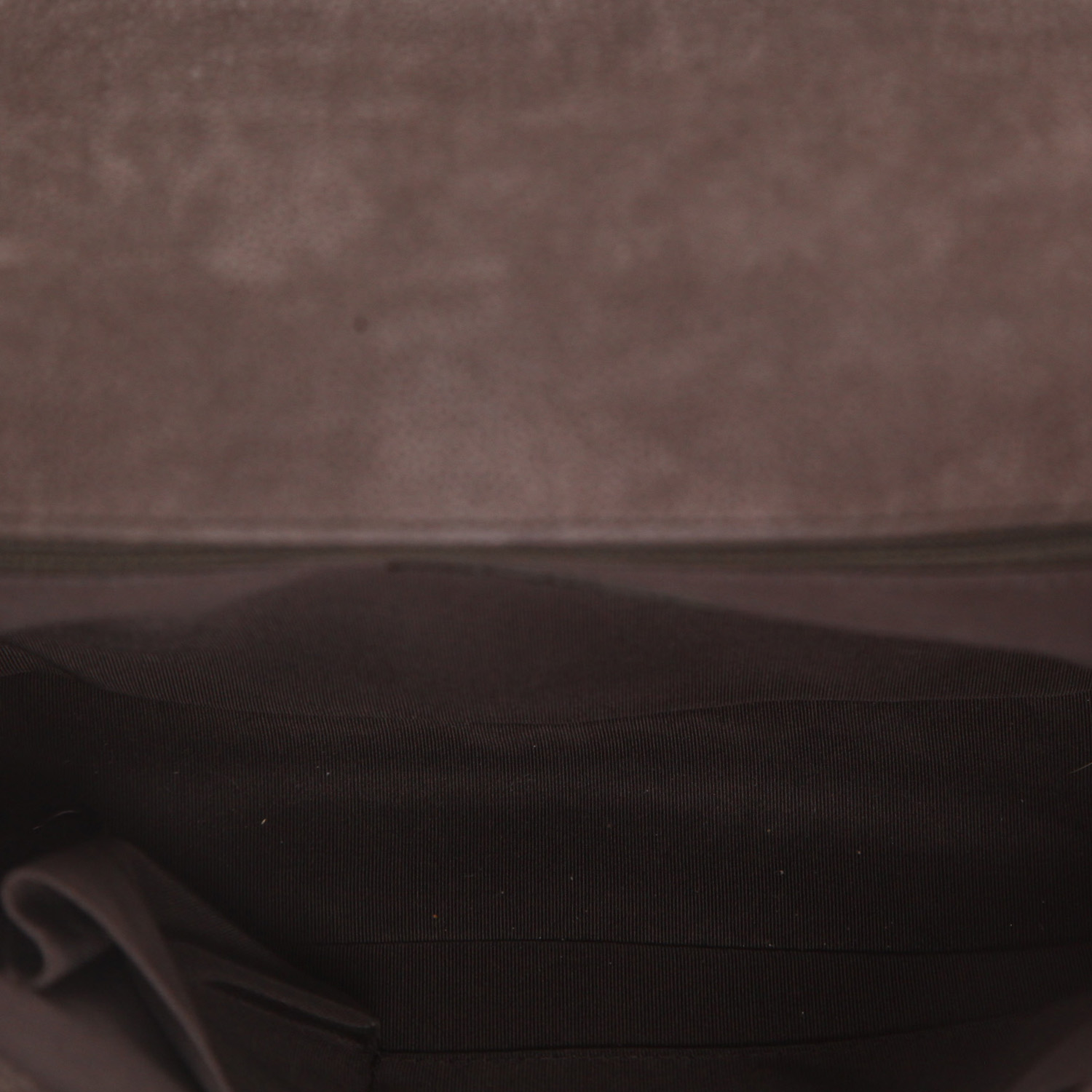 Borsa a tracolla Chanel  Boy in nubuck granuloso marrone - Detail D3