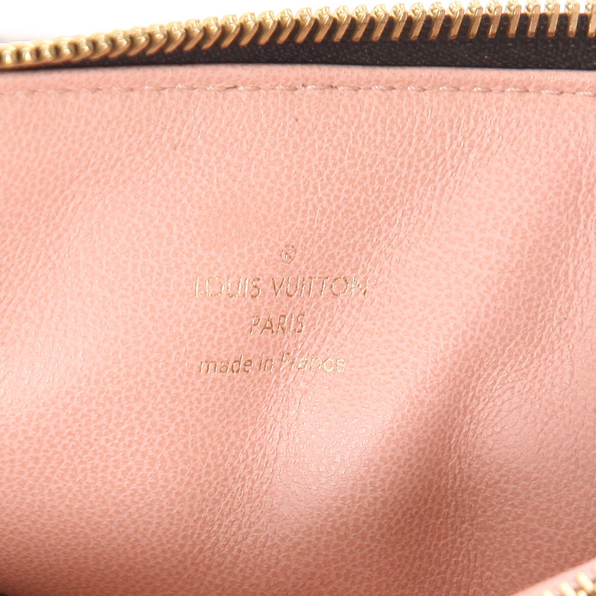 Louis Vuitton  Coussin shoulder bag  in black empreinte monogram leather - Detail D3