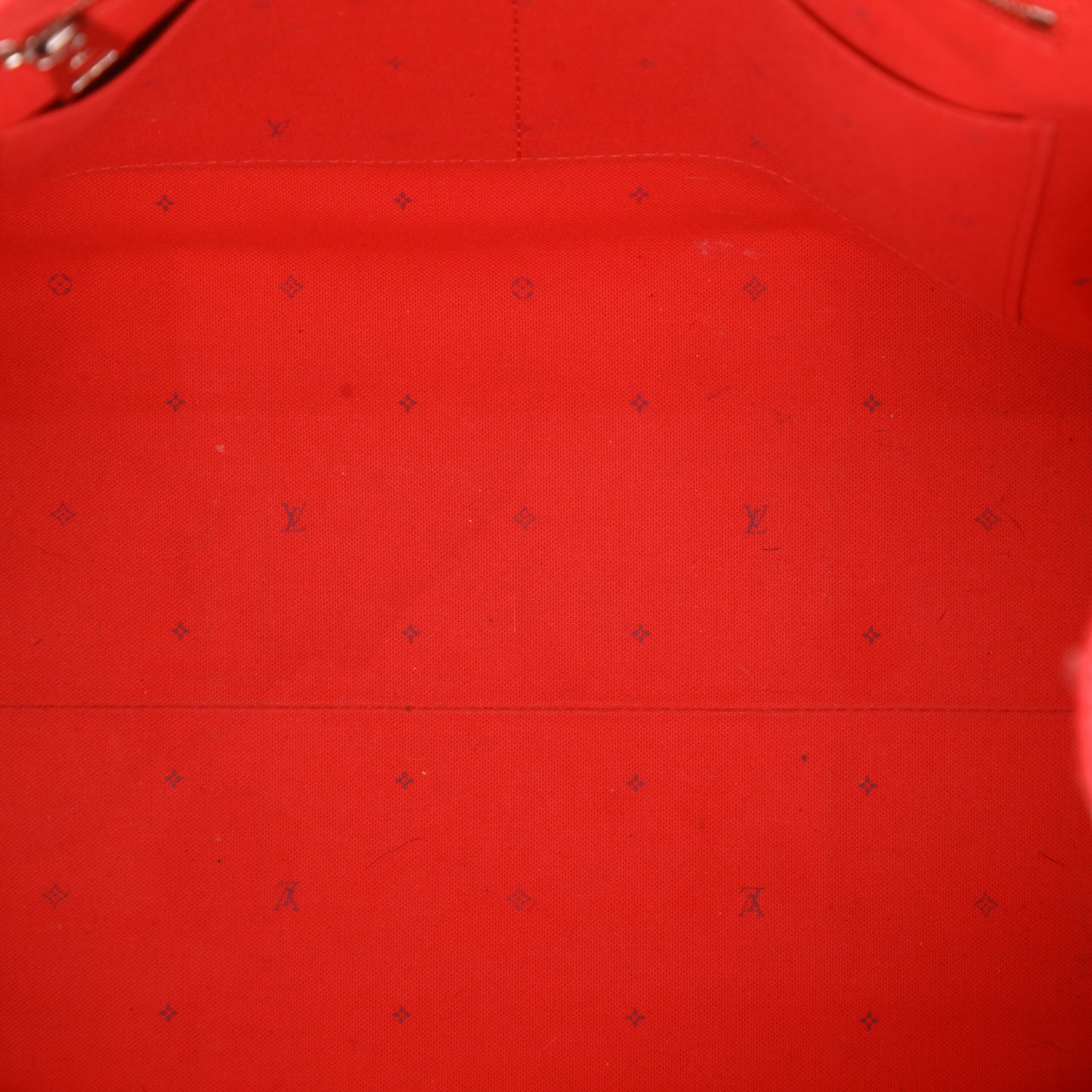 Louis Vuitton  Onthego shopping bag  in red and pink two tones  monogram canvas  and red leather - Detail D3