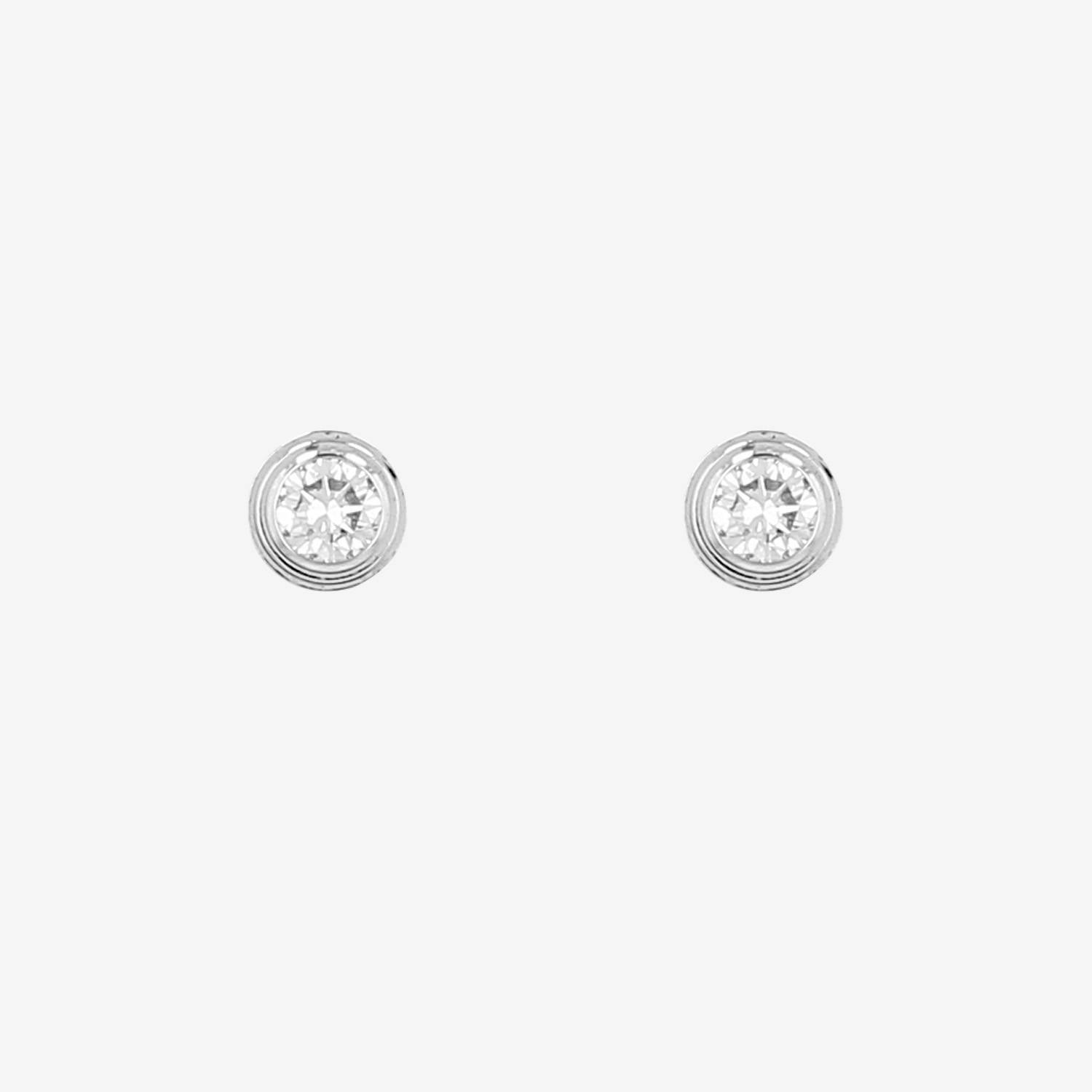 Pendientes Cartier Amour modelo mediano de oro blanco y diamantes