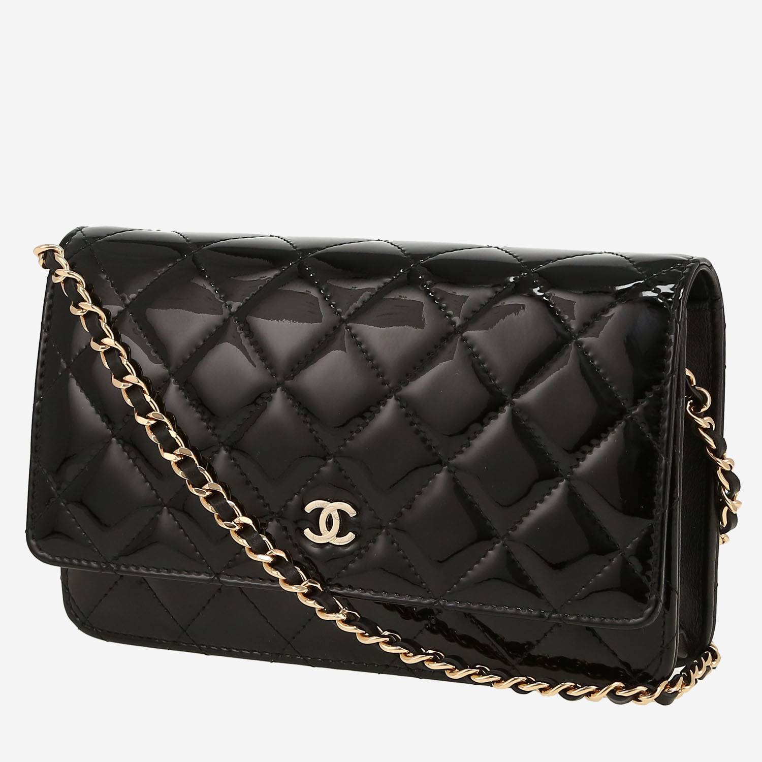 Chanel  Wallet on Chain shoulder bag  in black patent quilted leather