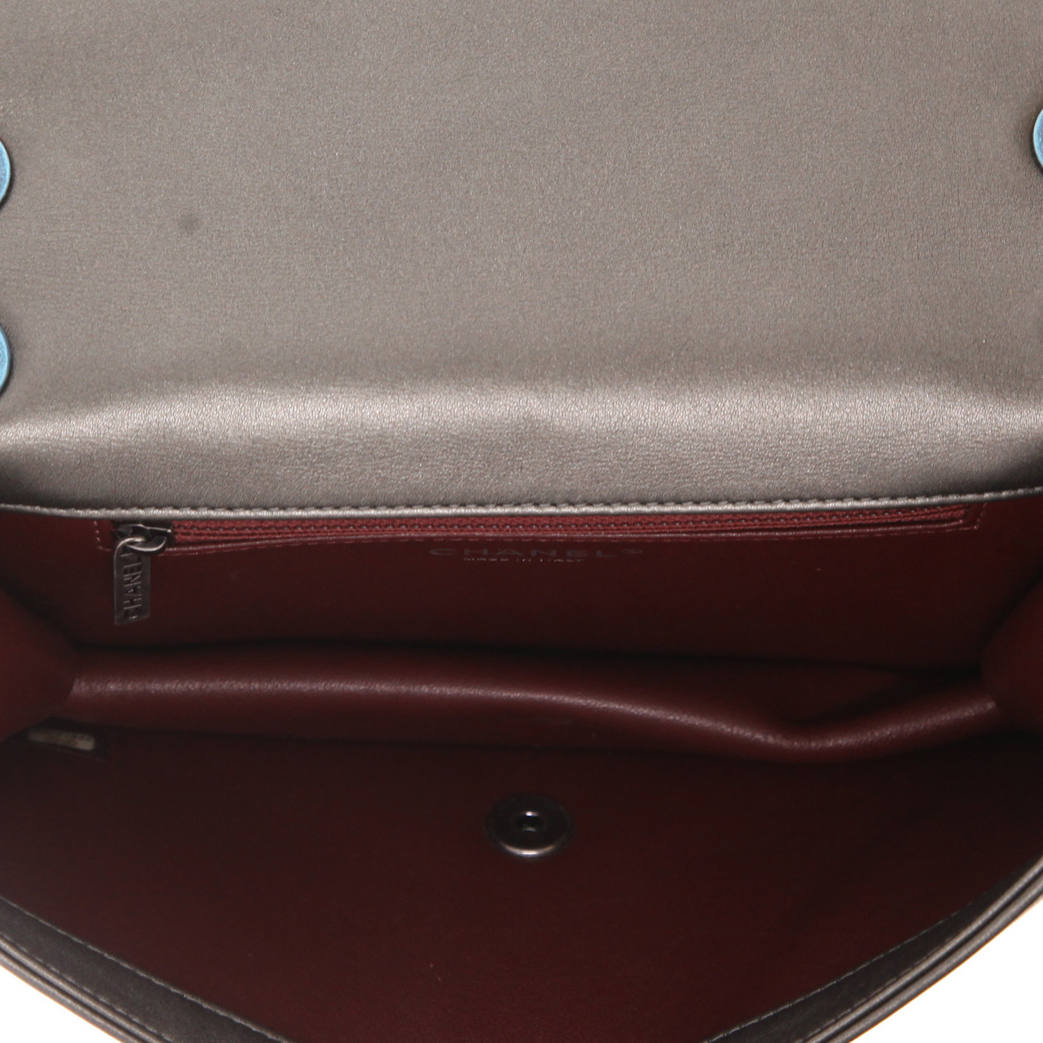 Borsa a tracolla Chanel   in pelle grigio metallizzato - Detail D3