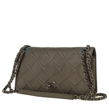 Chanel   shoulder bag  in metallic grey leather