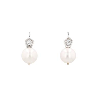 Vintage  earrings in white gold, pearls and diamonds Vintage  earrings in white gold, pearls and diamonds