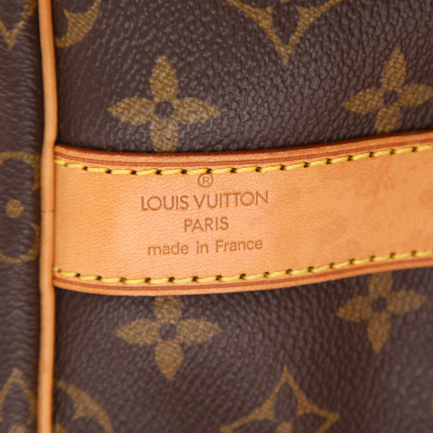 Louis Vuitton Keepall 55 travel bag in brown Monogram canvas and natural leather - Detail D2