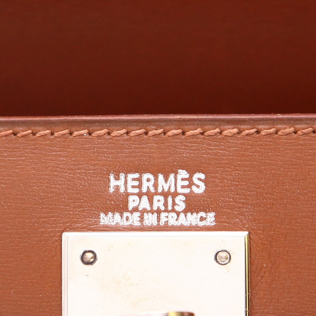 Sac à main Hermès  Kelly 32 cm en cuir box Marron d'Inde - Detail D2