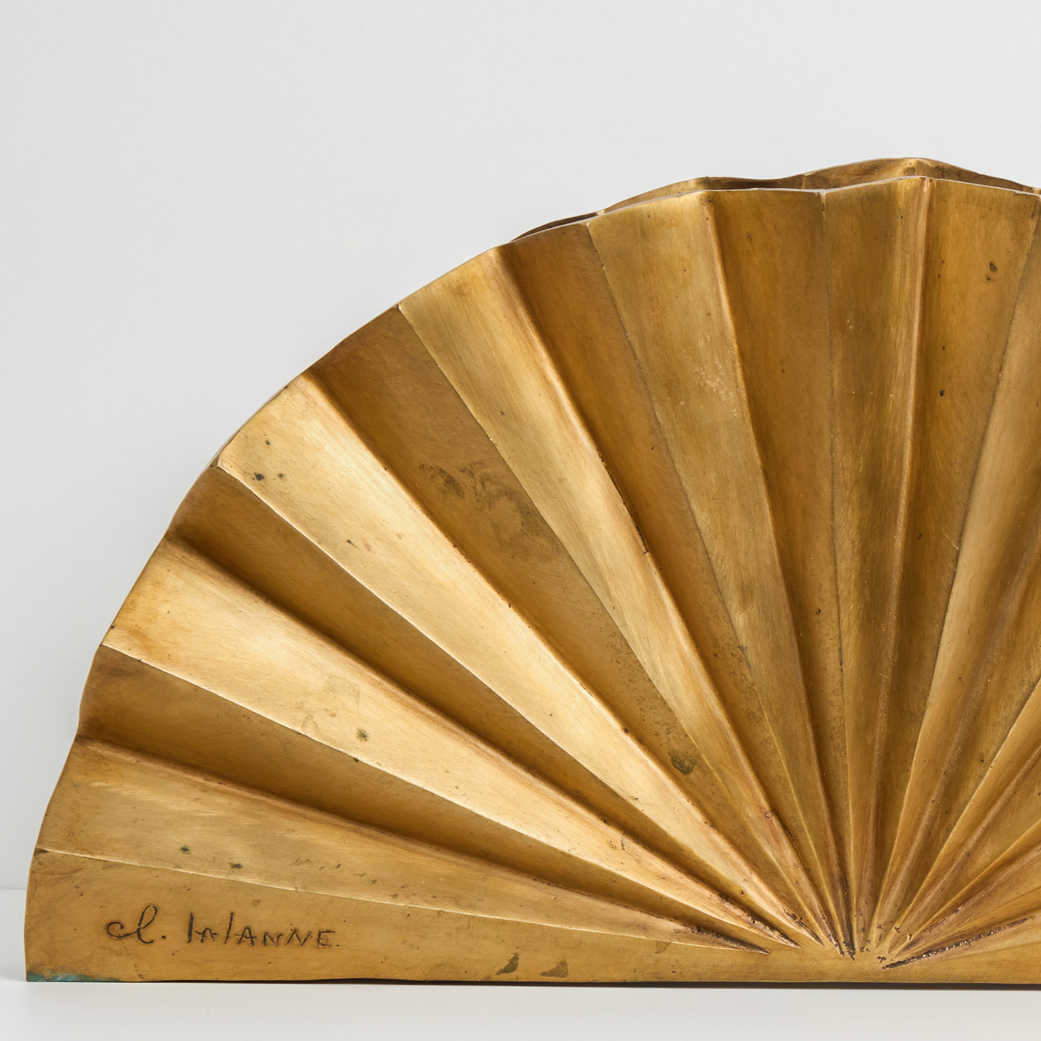 A set of two 'Éventail' vases - the large model created in 1980 - Detail D1