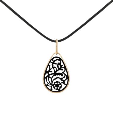 Pomellato Victoria pendant in yellow gold and resin
