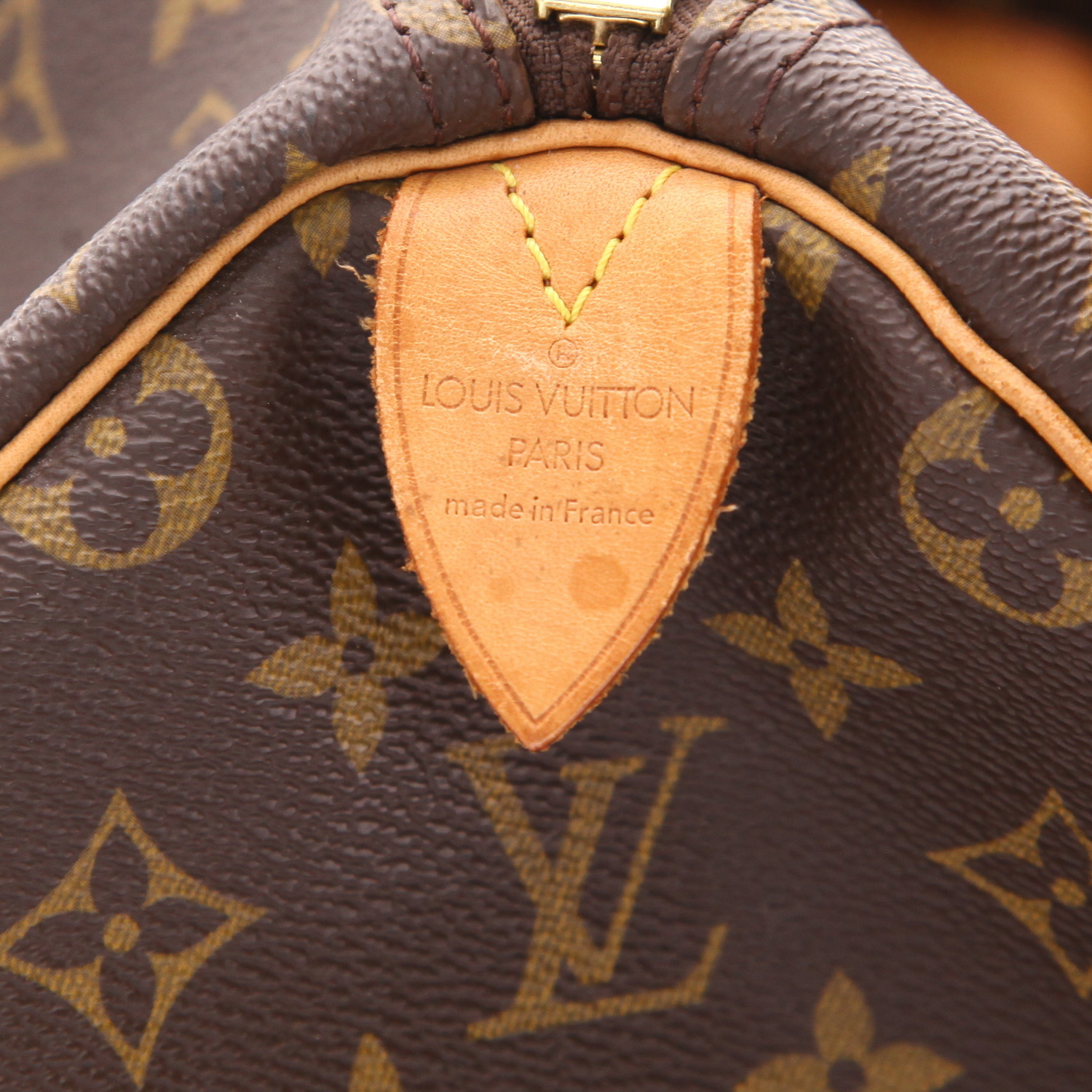 Bolsa de viaje Louis Vuitton  Keepall 50 en lona Monogram marrón y cuero natural - Detail D2