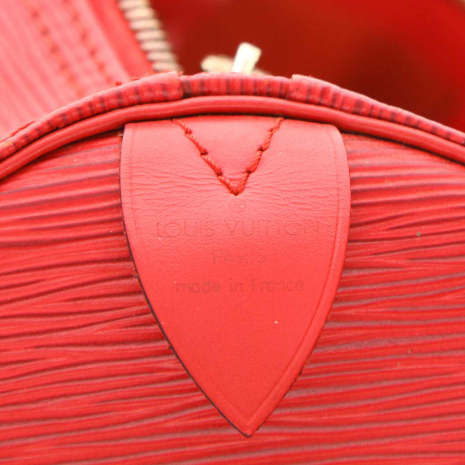 Borsa da viaggio Louis Vuitton  Keepall 55 in pelle Epi rossa - Detail D2