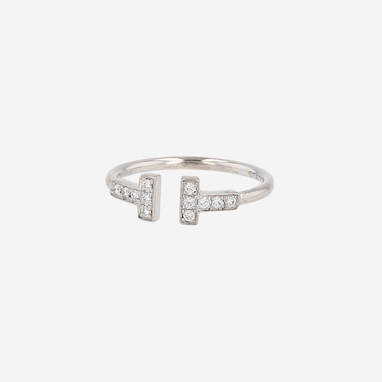 Tiffany 
Co Wire ring in white gold and diamonds