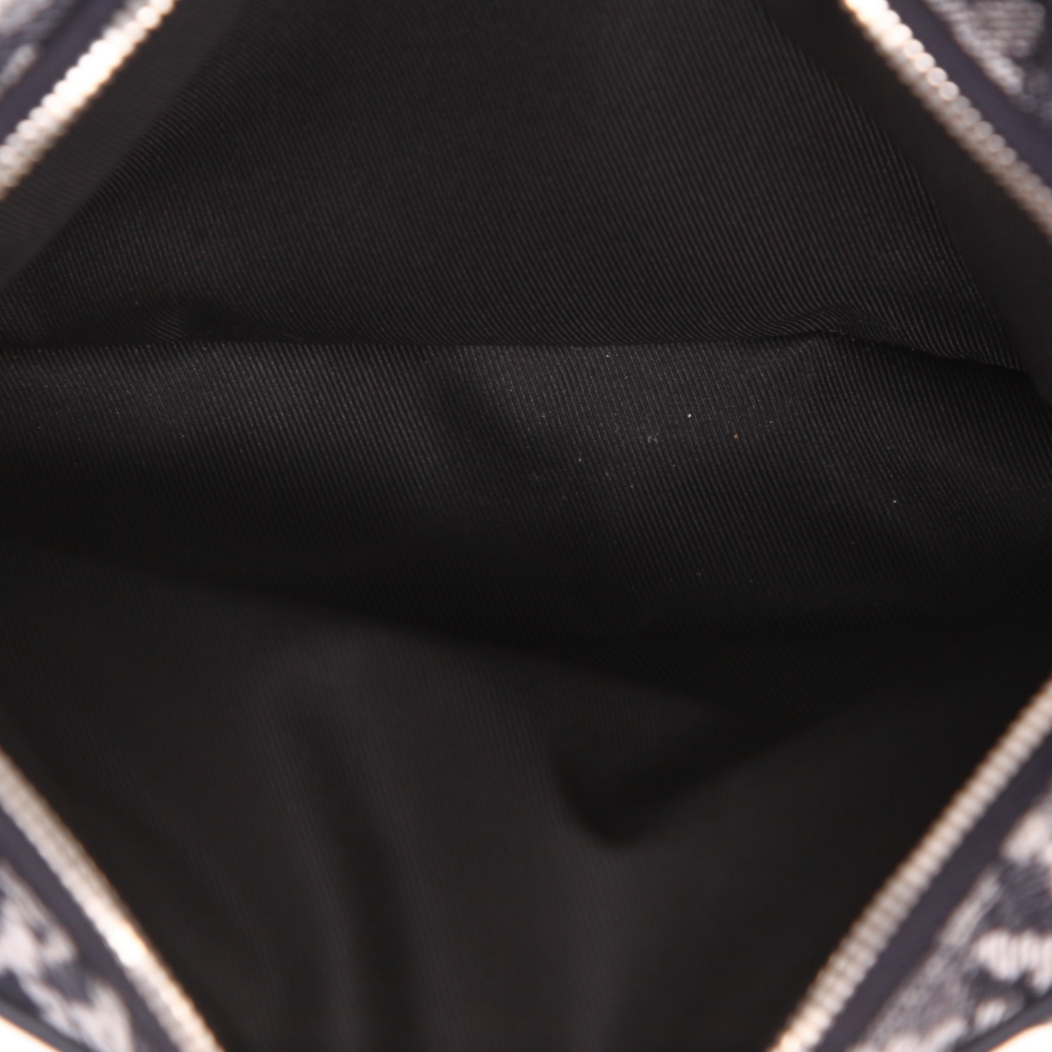 Pochette-ceinture Louis Vuitton   en toile denim grise et bleue - Detail D3