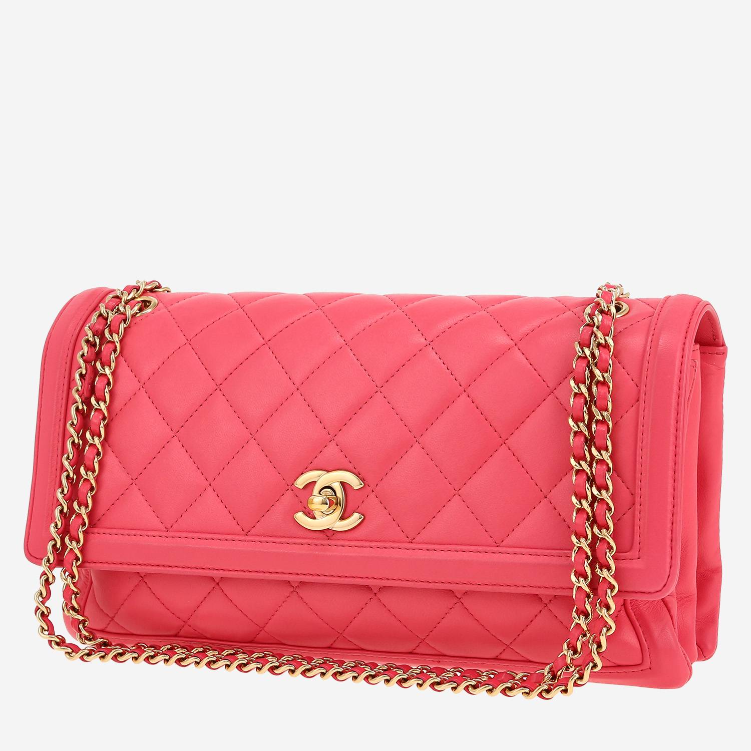 Chanel   handbag  in pink quilted leather