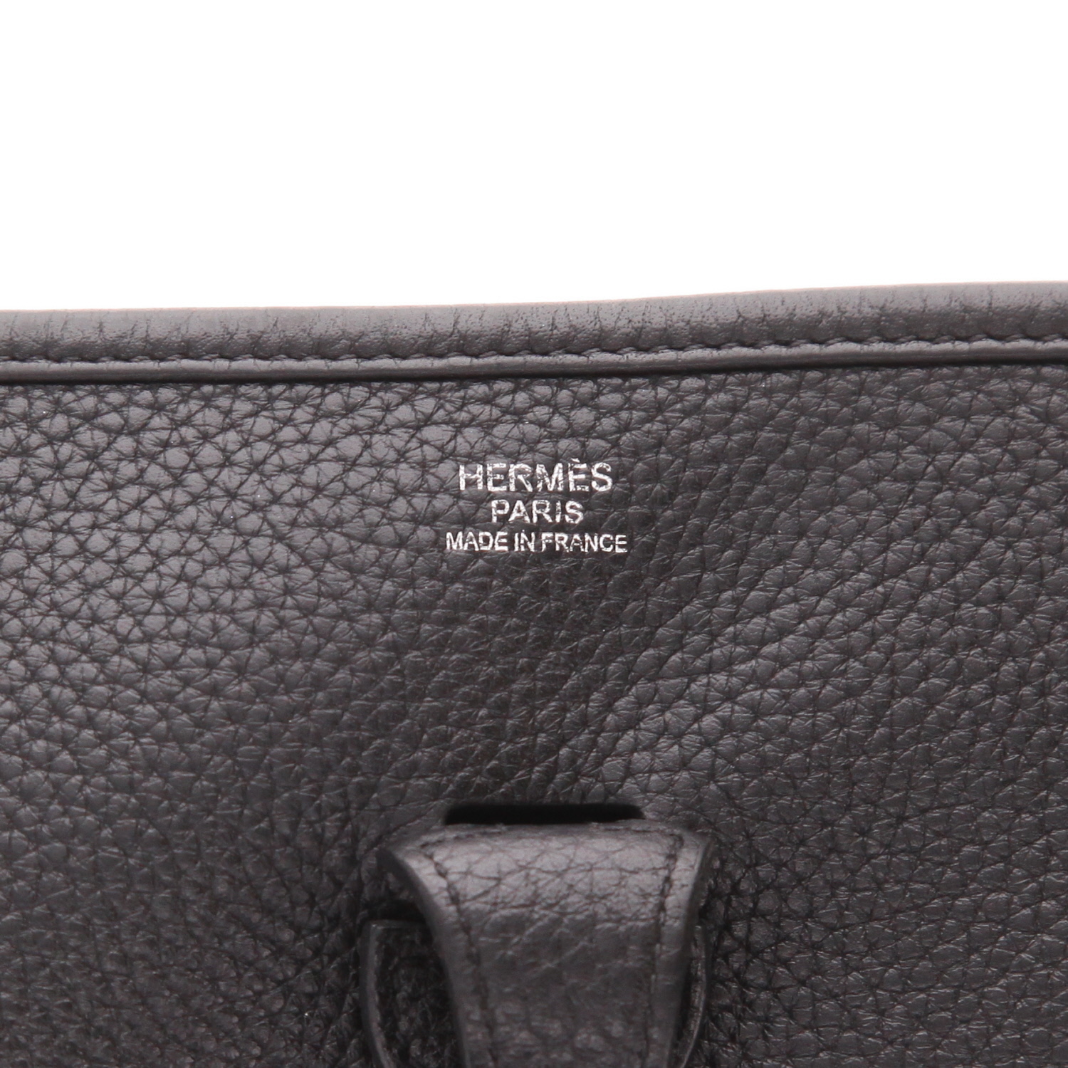 Hermès  Evelyne shoulder bag  in black togo leather - Detail D2