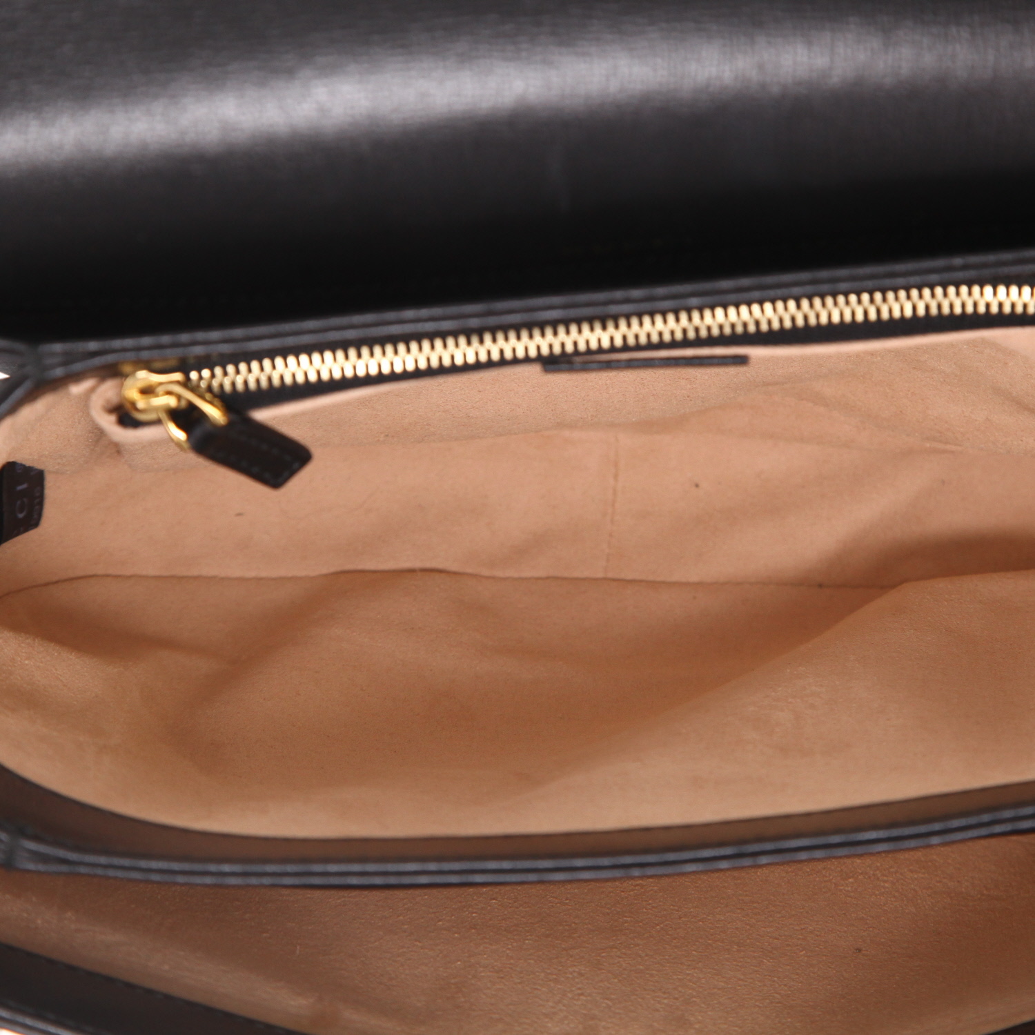 Sac bandoulière Gucci  1955 Horsebit petit modèle  en cuir noir - Detail D3