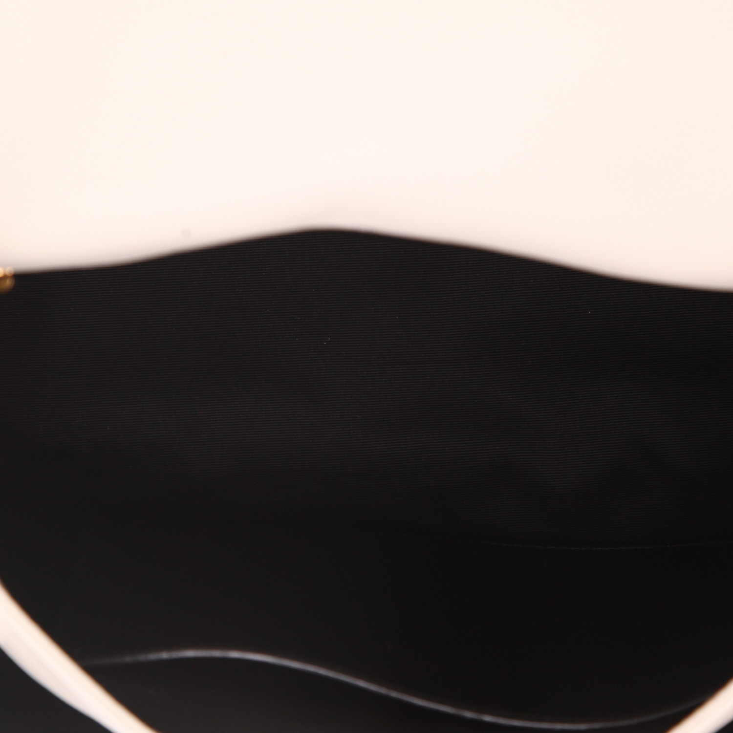 Saint Laurent  Niki handbag  in white leather - Detail D3