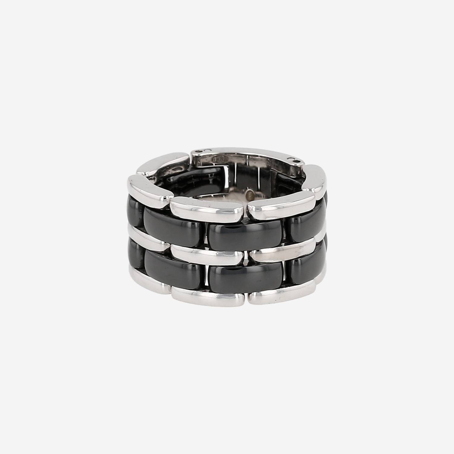 Flexible Chanel Ultra large model ring in white gold and ceramic