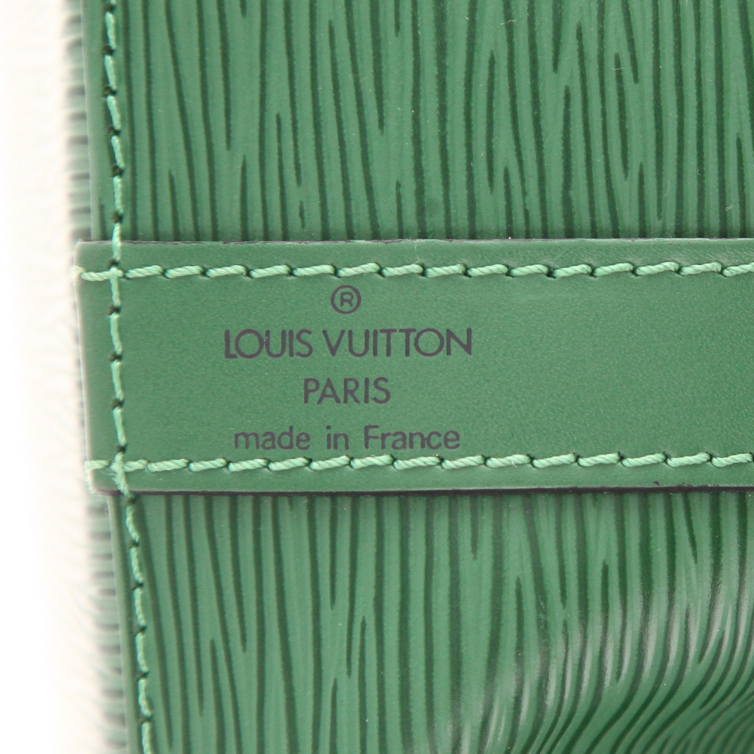 Louis Vuitton  Petit Noé handbag  in green epi leather - Detail D2