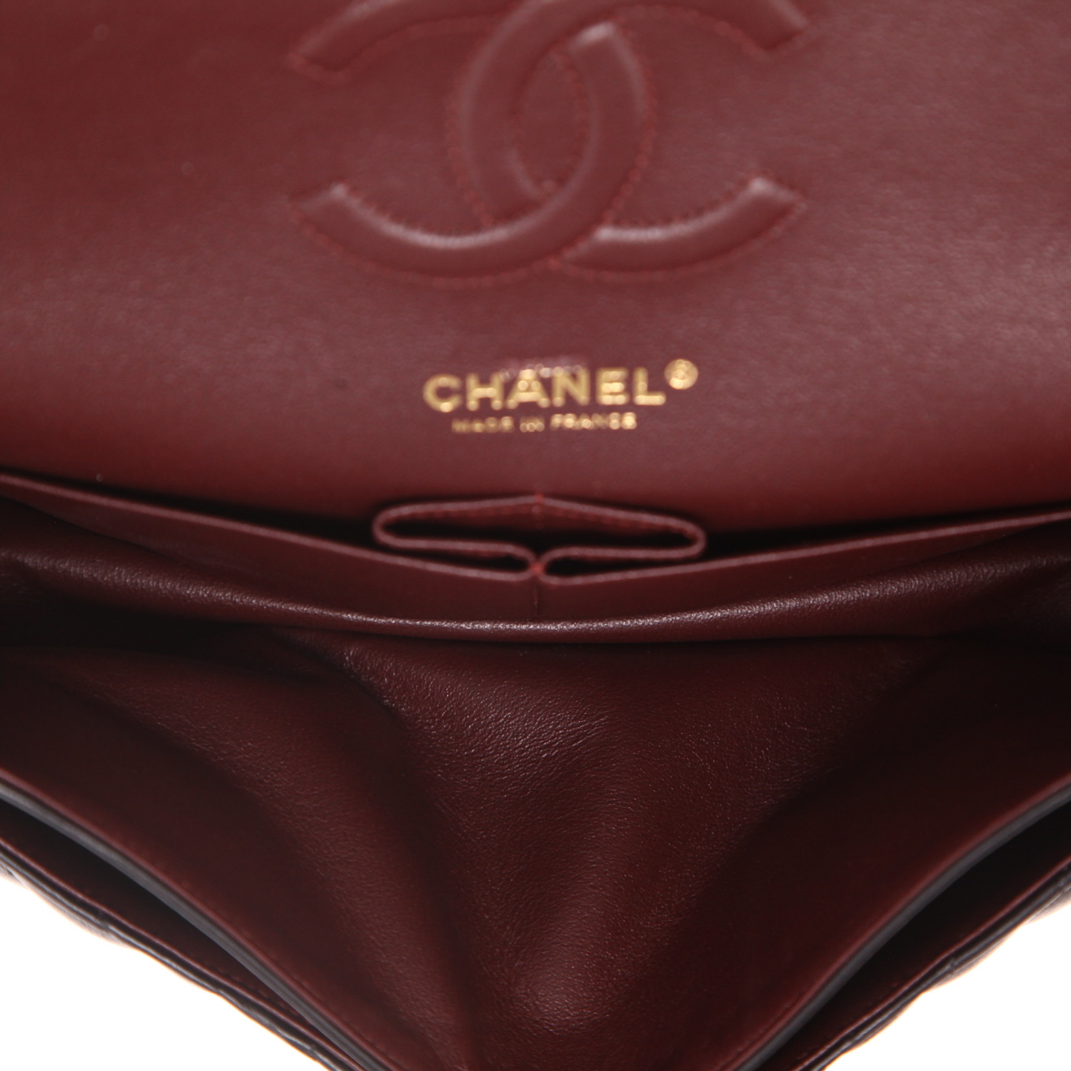 Chanel  Timeless Classic handbag  in black chevron quilted leather - Detail D3