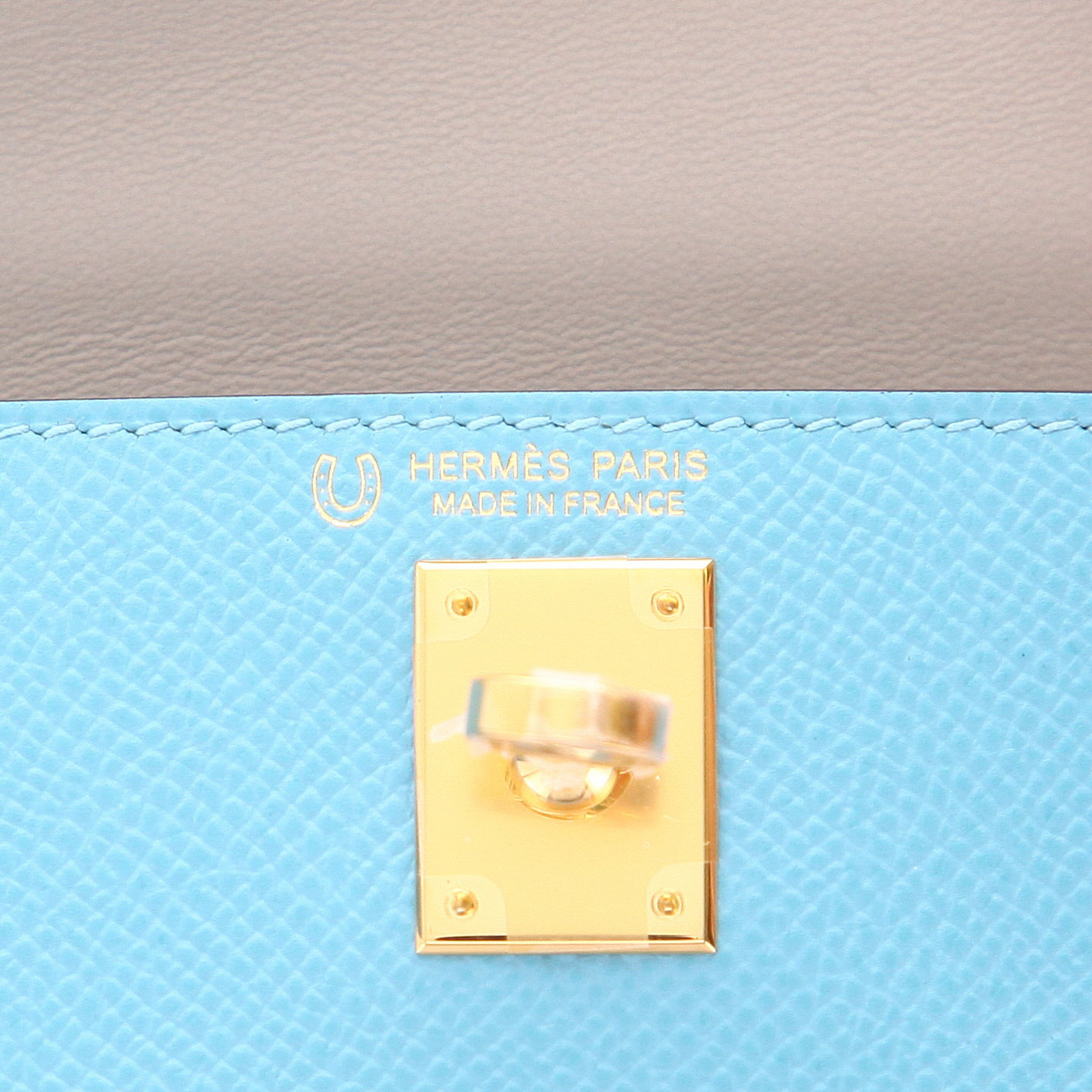 Borsa a tracolla Hermès  Kelly 20 cm in pelle Epsom Blu cielo - Detail D2