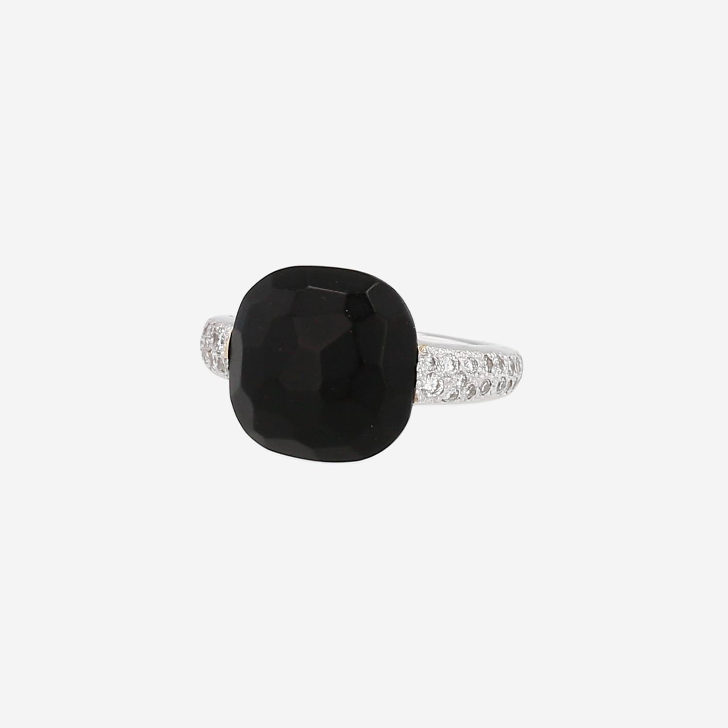 Pomellato Capri ring in white gold, jet and diamonds