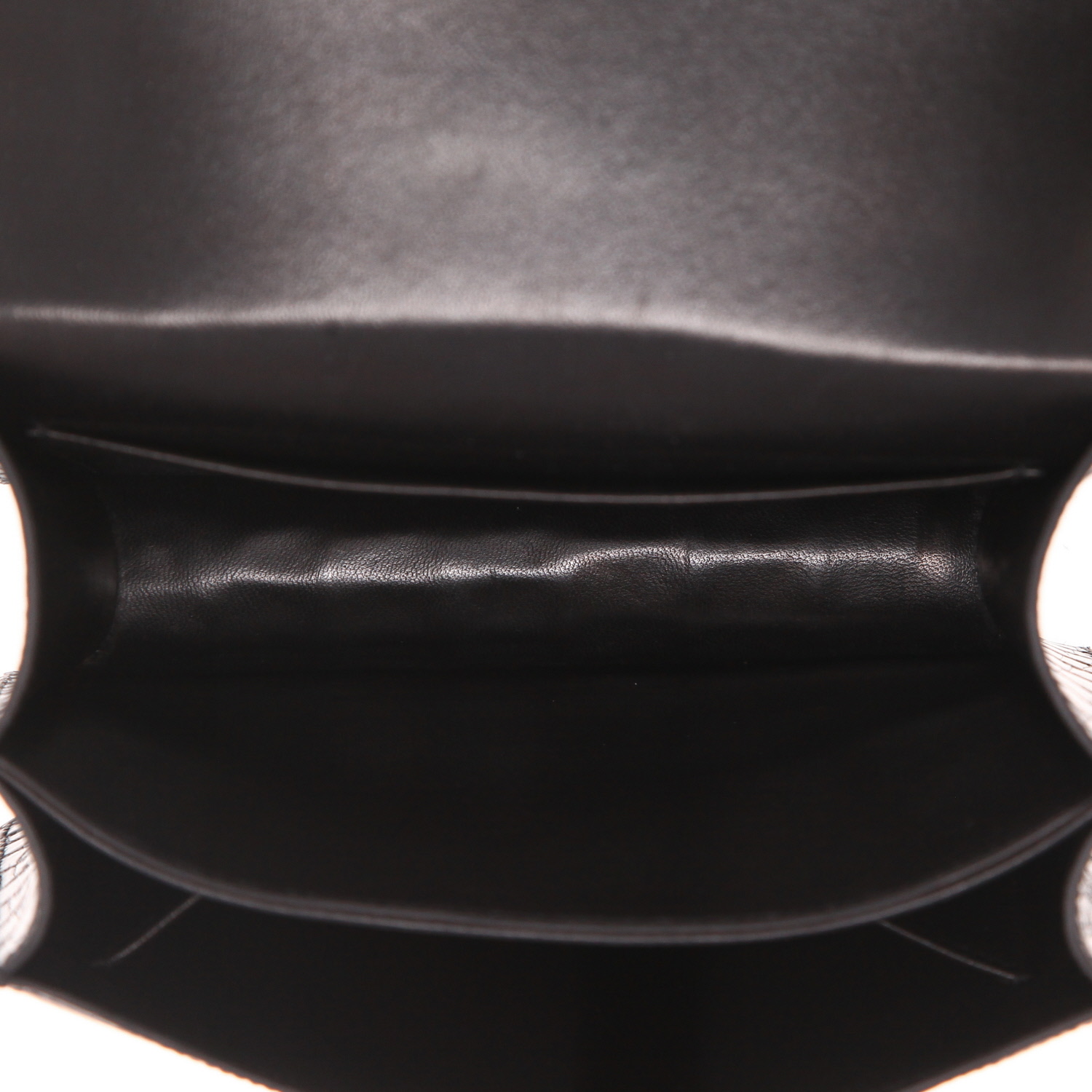 Sac bandoulière Hermès  Constance 18 cm mini  en crocodile noir - Detail D3