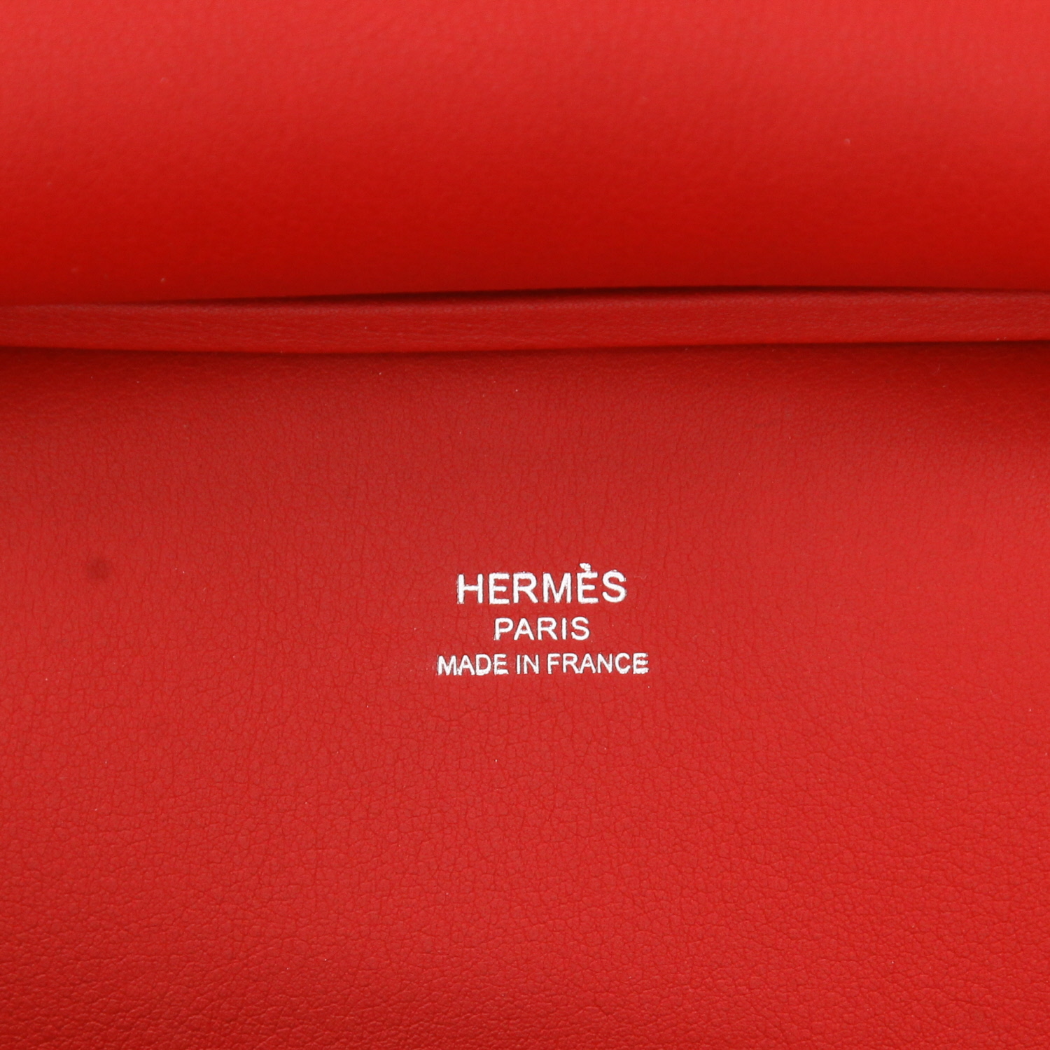 Sac bandoulière Hermès  Jypsiere mini  en cuir Swift rouge - Detail D2