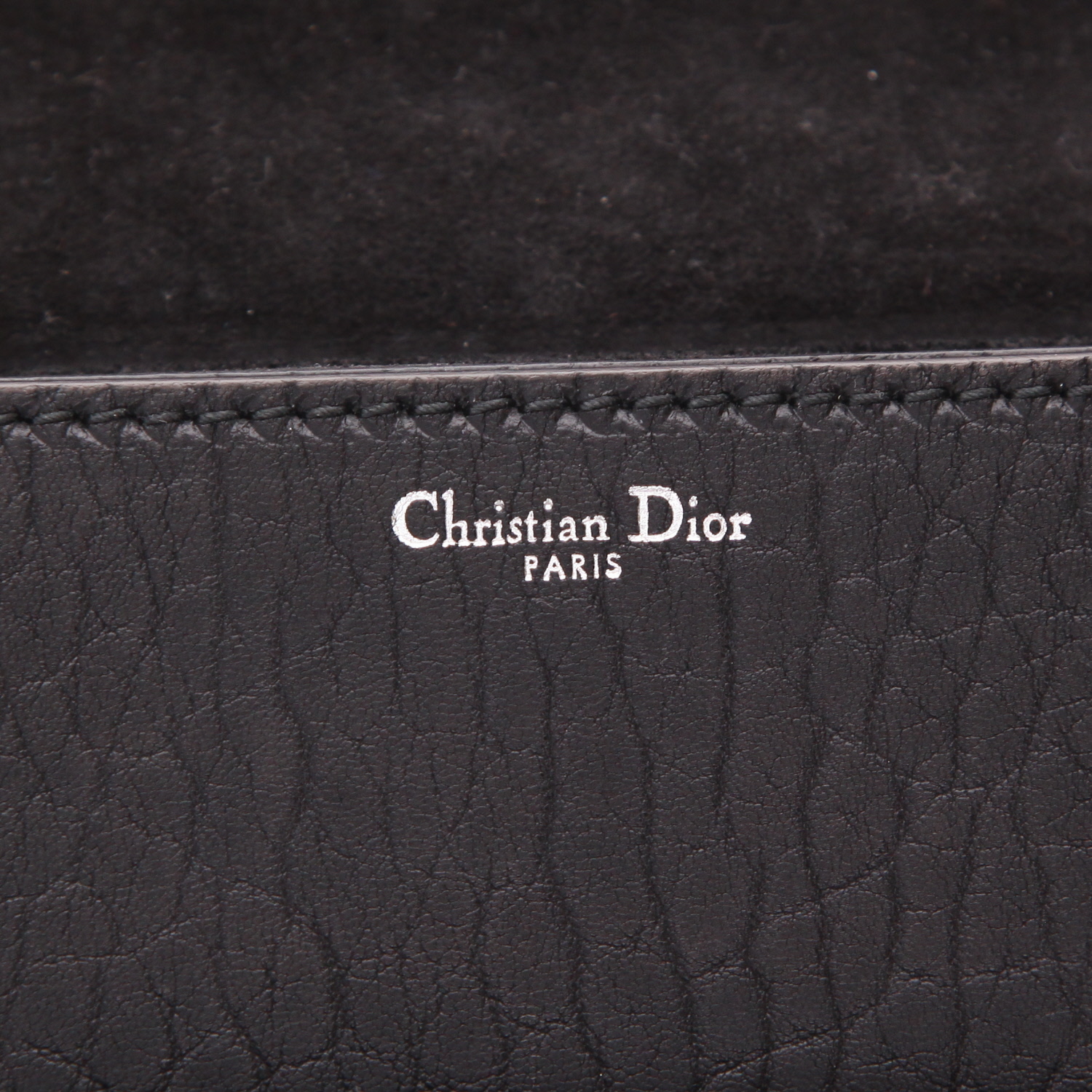 Borsa a tracolla Dior  DIO(R)EVOLUTION in pelle martellata nera - Detail D2