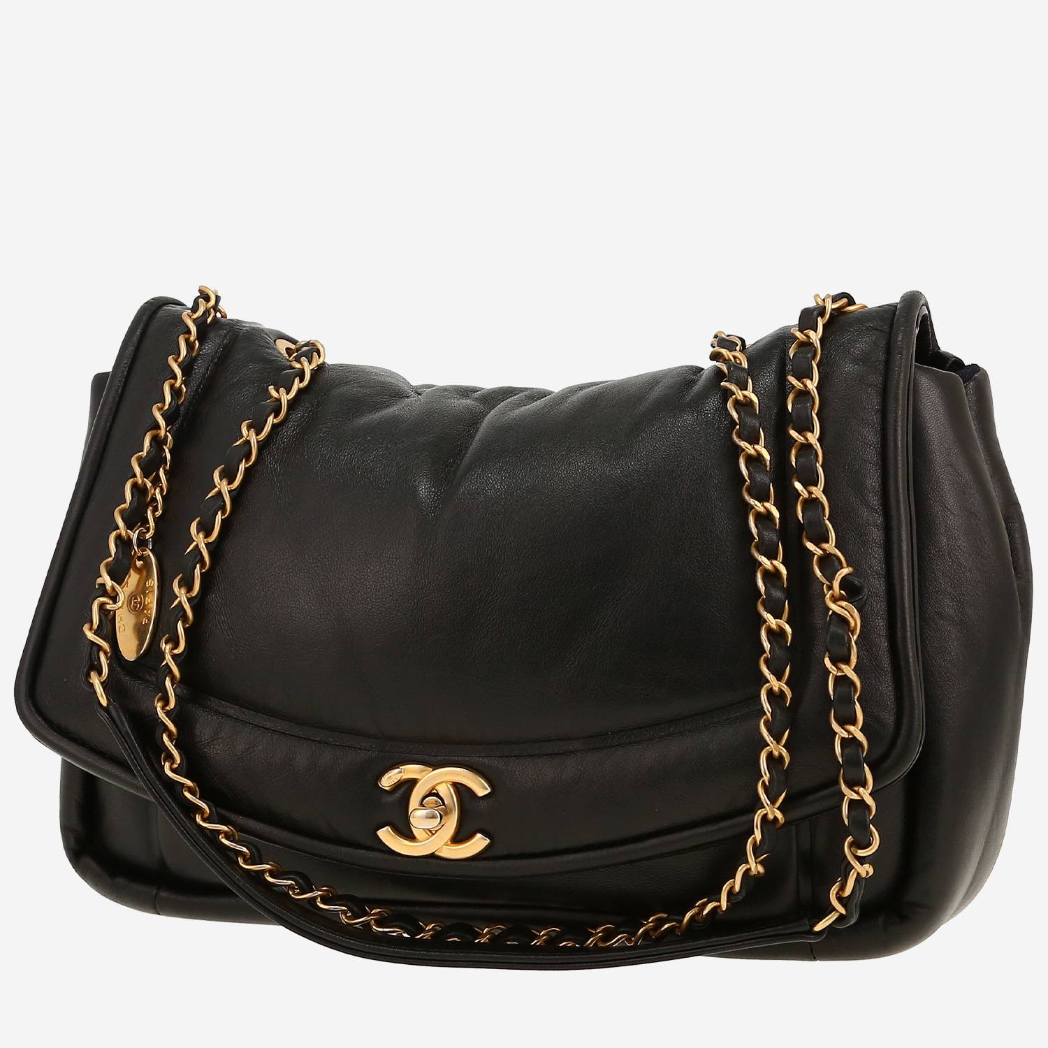 Chanel  Diana shoulder bag  in black smooth leather