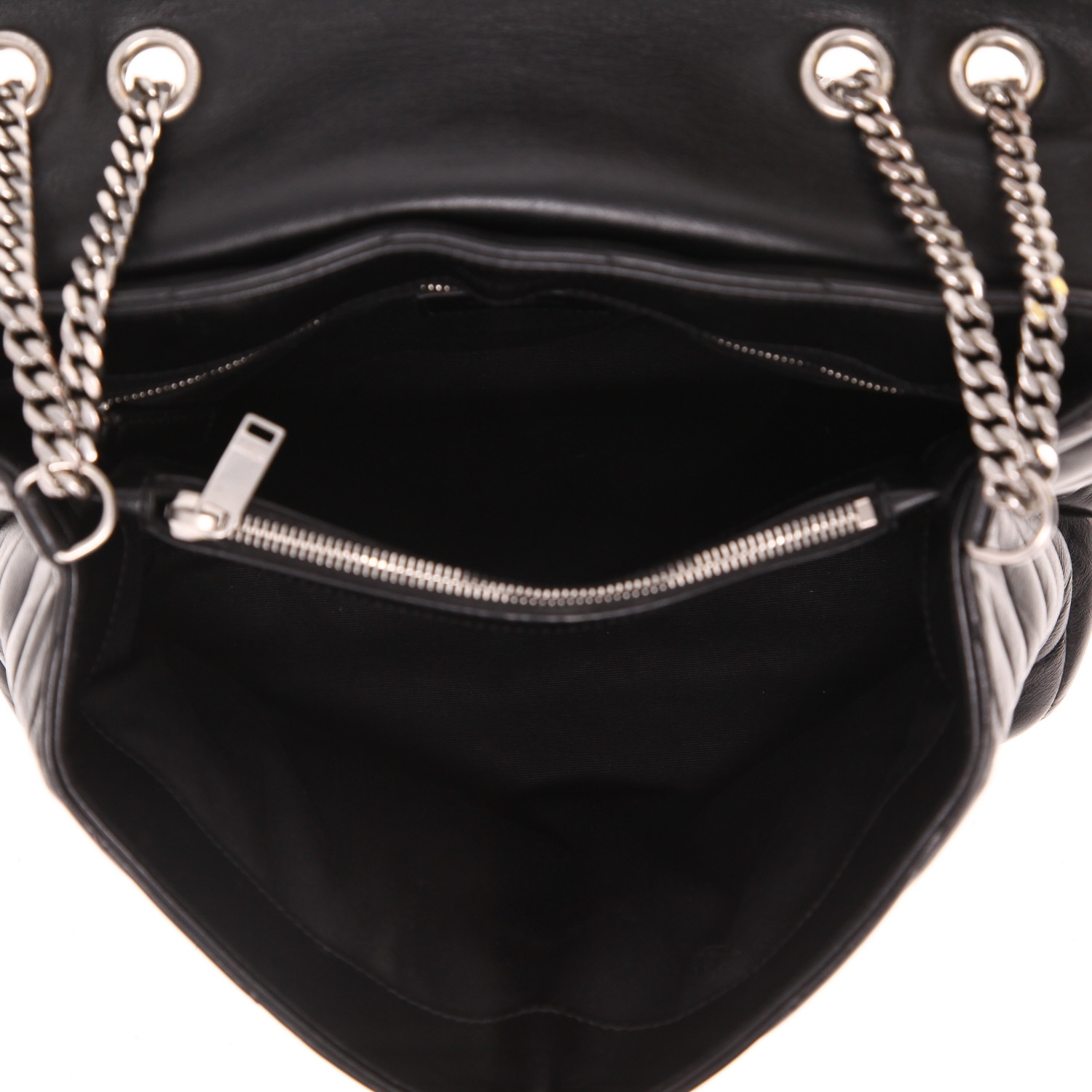 Saint Laurent  Loulou handbag  in black chevron quilted leather - Detail D3