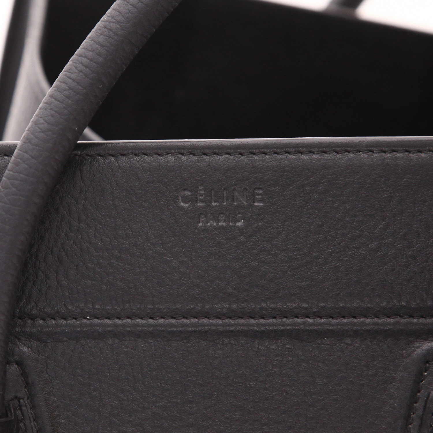 Sac à main Celine  Phantom en cuir grainé noir - Detail D2