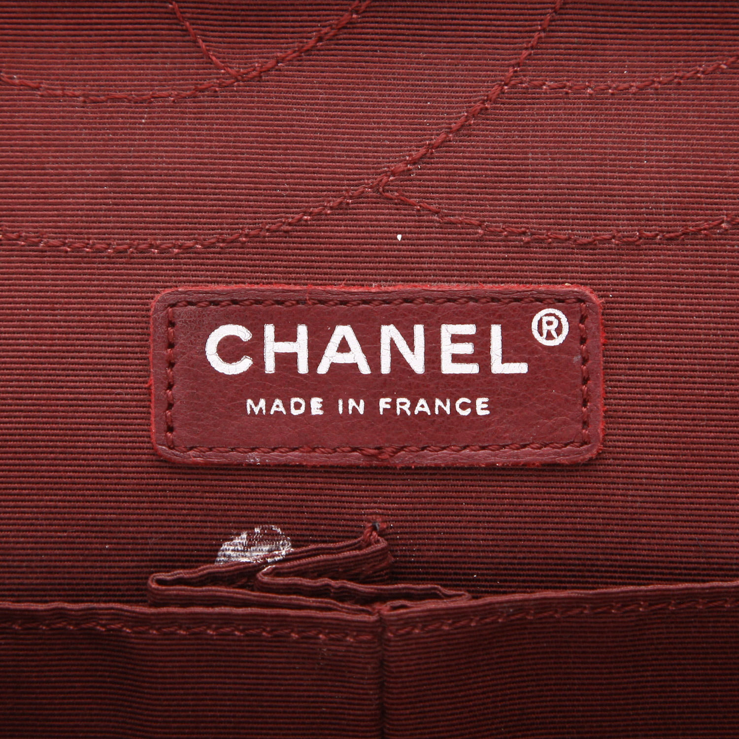 Bolso de mano Chanel  2.55 en lona negra - Detail D2