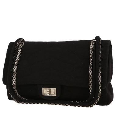 Sac à main Chanel 2.55 jumbo en toile noire à motifs