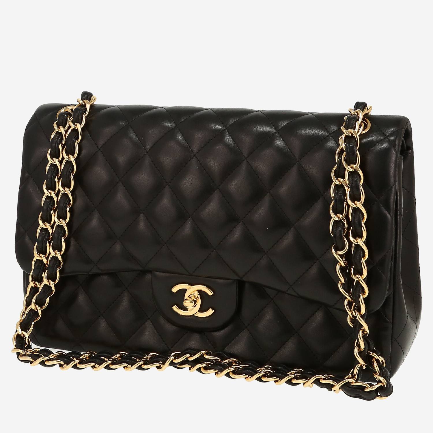 Chanel  Timeless Jumbo shoulder bag  in black quilted leather