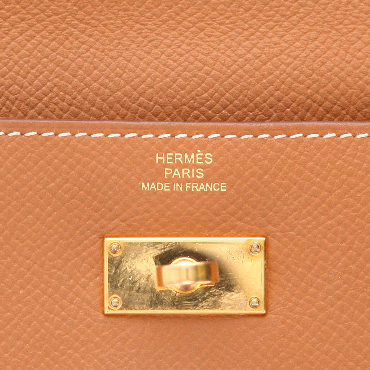 Billetera Hermès  Kelly wallet en cuero epsom color oro - Detail D2