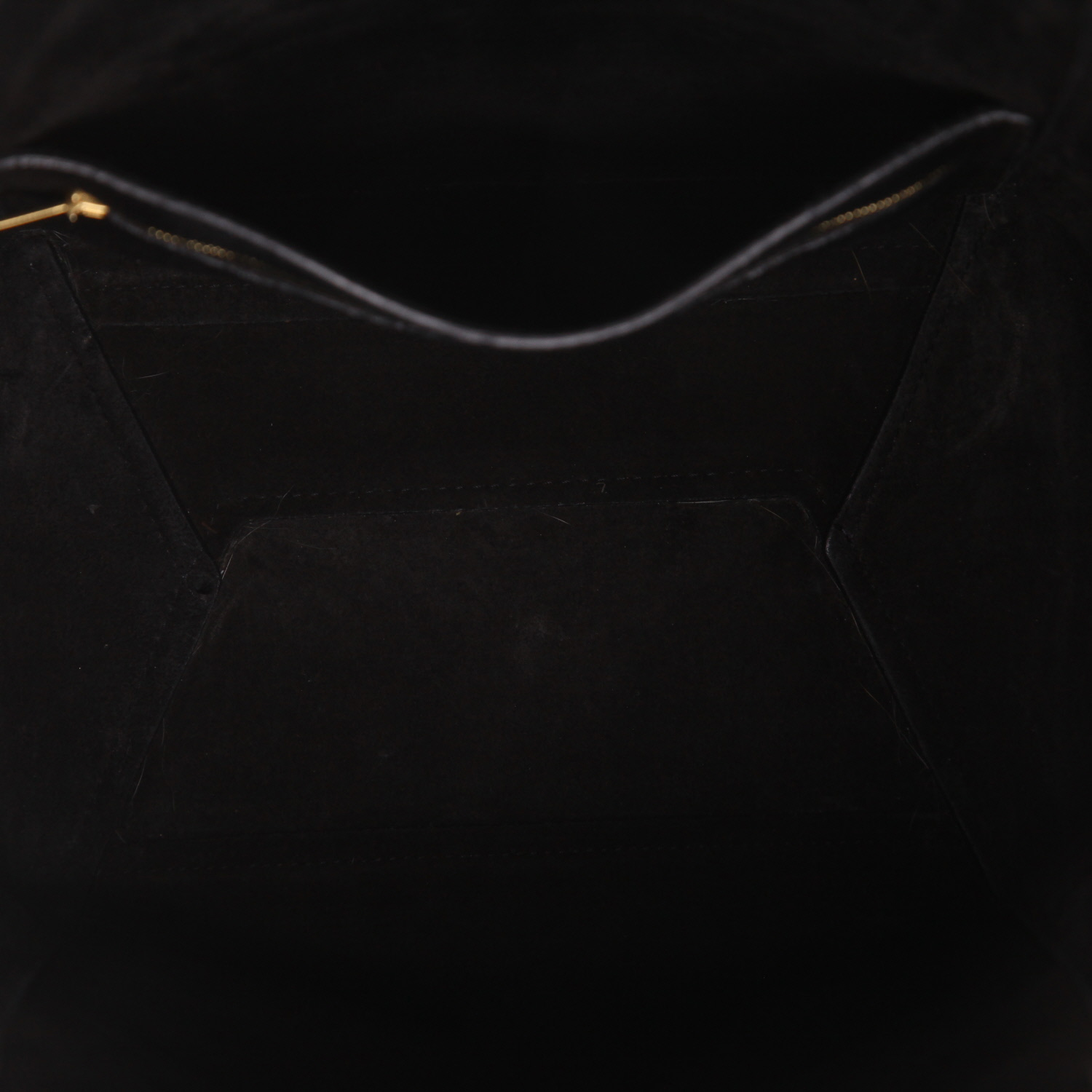 Celine  Sac Sangle handbag  in black grained leather - Detail D3