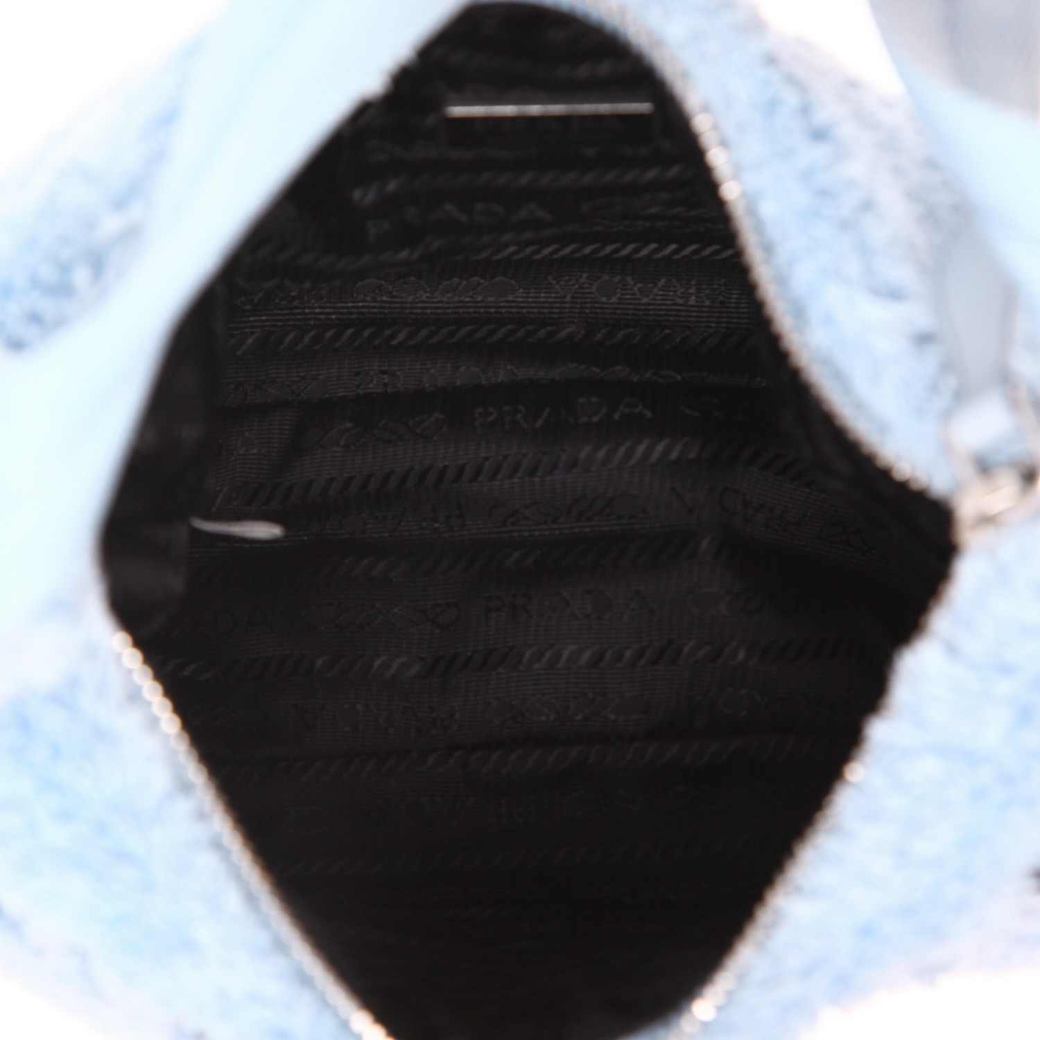 Borsa Prada Re-Edition 2000 in pelliccia sintetica blu - Detail D3