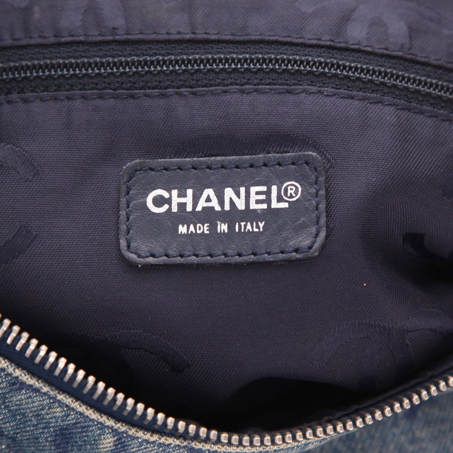 Chanel  Coco Mark Tote handbag  in blue denim canvas - Detail D2