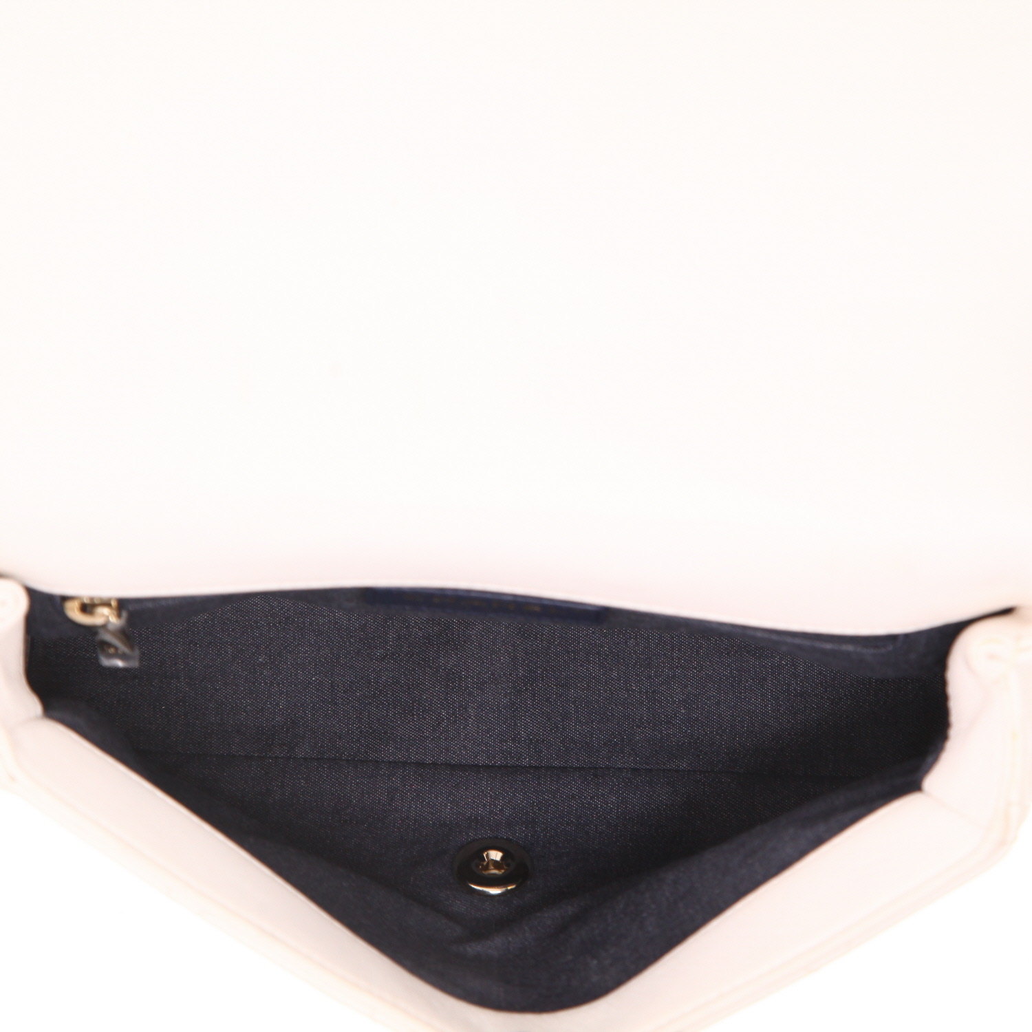 Chanel   shoulder bag  in white quilted leather - Detail D3