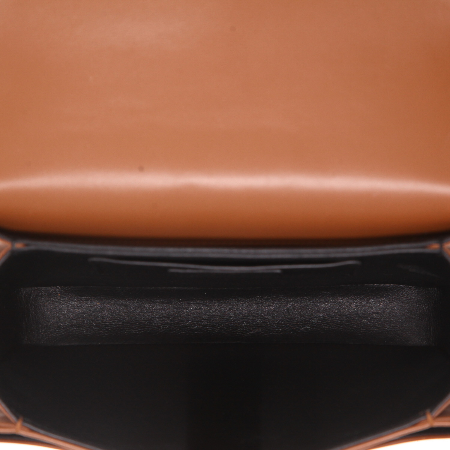 Bolso bandolera Saint Laurent  Solférino en cuero marrón y lona beige - Detail D3